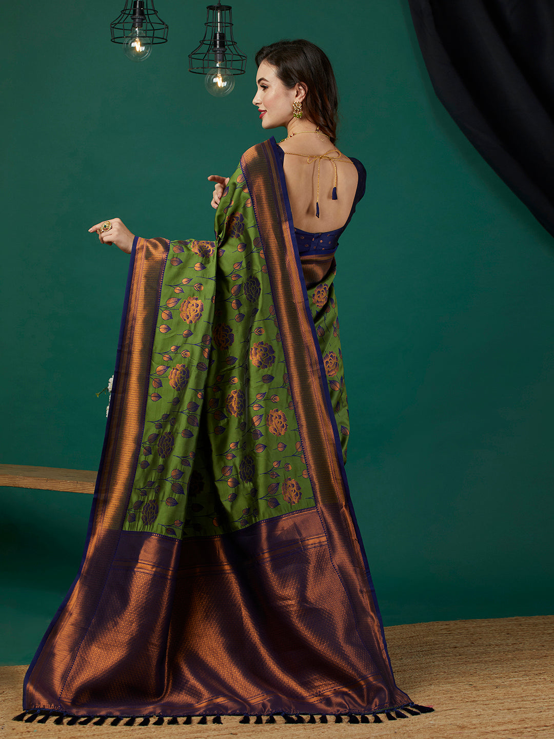 Green Ethnic Banarasi Silk Saree With Floral Woven Designer Looks