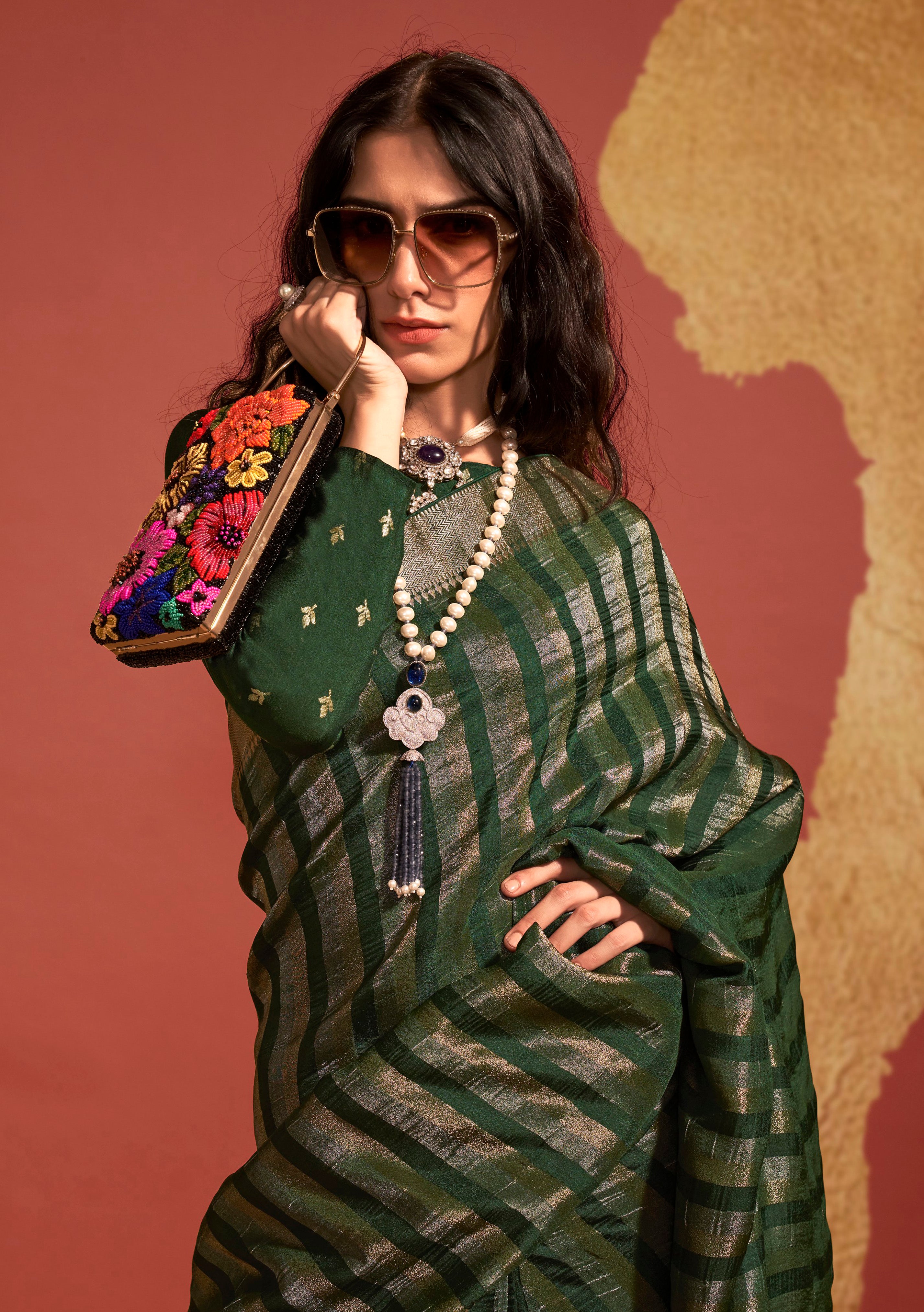 Green Pure Viscose Handloom Silk Saree With  Jacquard Woven Work