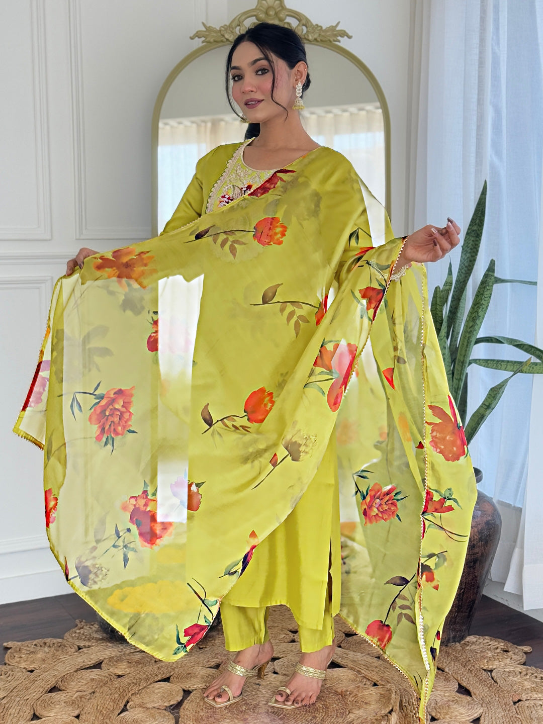 Green Rayon Elegant Kurta Pant Set With Embroidery Work