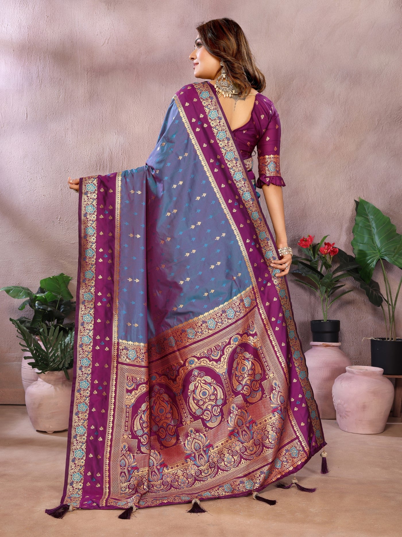 Grey Kalamkari Silk Saree With Zari Woven
