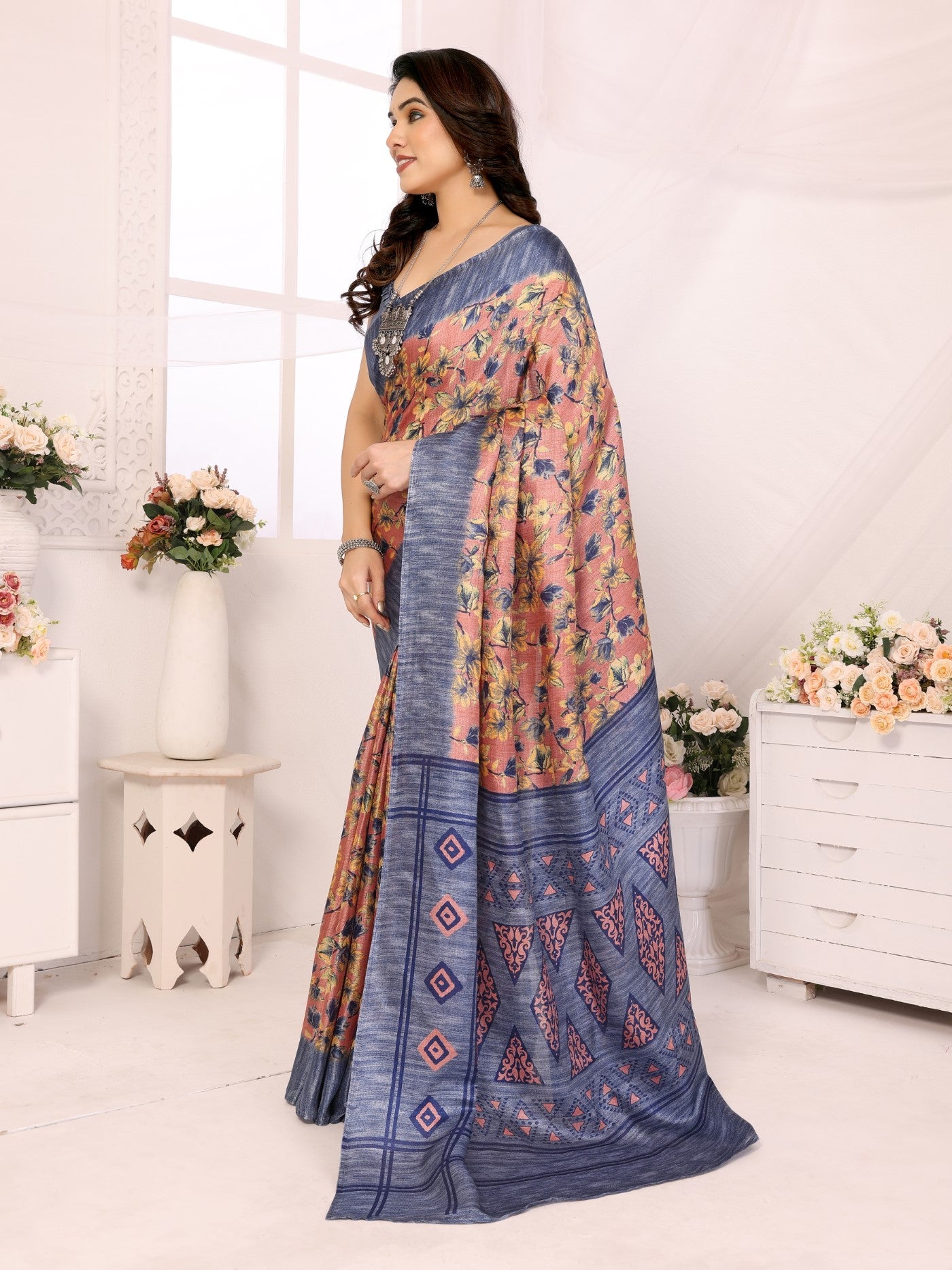 Grey Khadi Saree With Printed