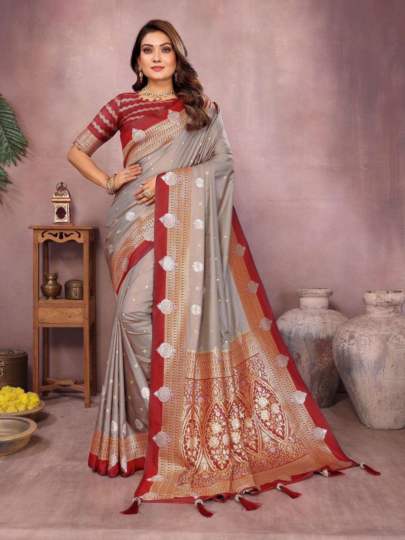 Grey Silk Sarees Saree With Traditional Weaving