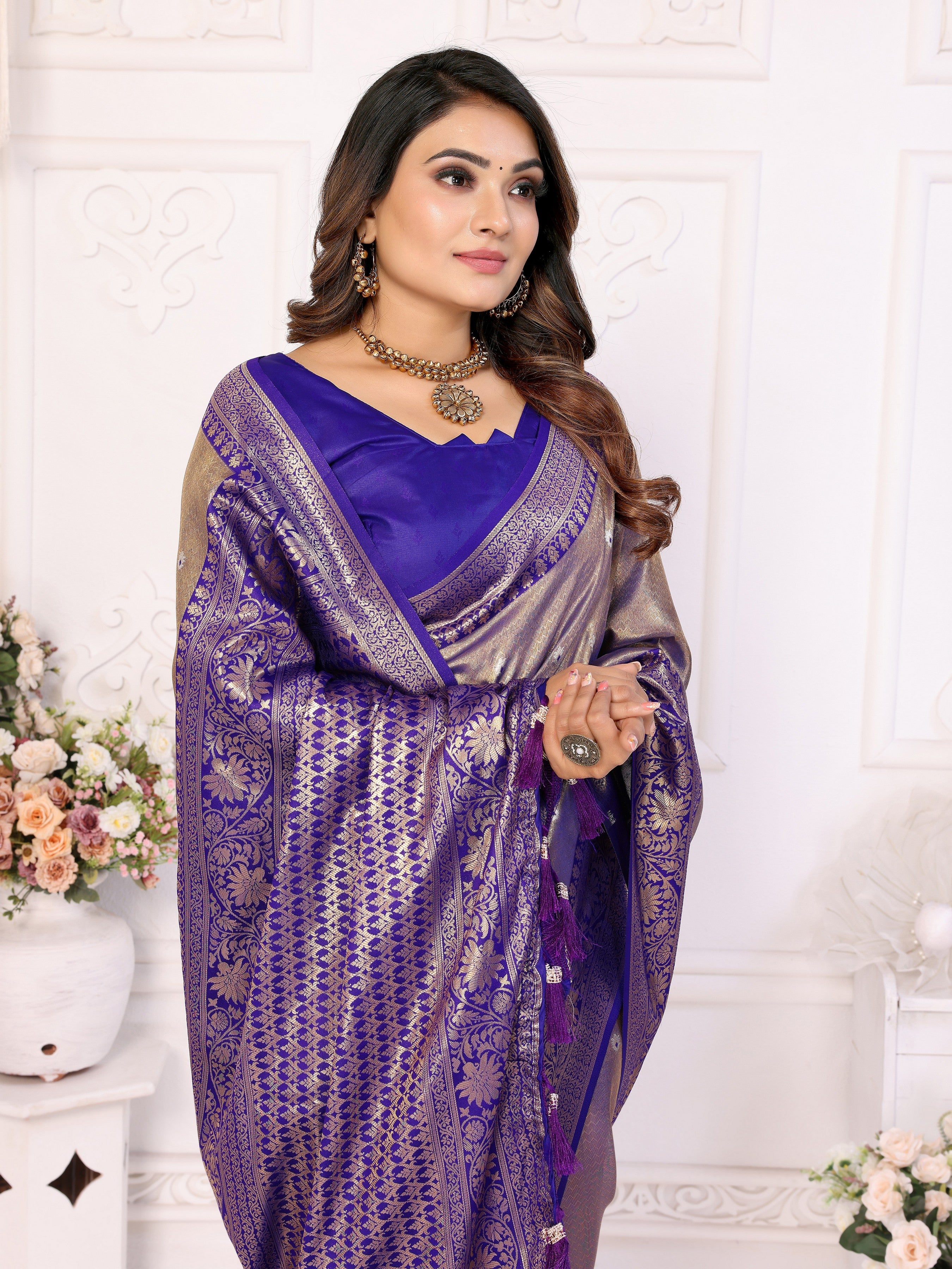 Lavender Banarasi Tissue Silk Woven Jari Heavy Designer Saree