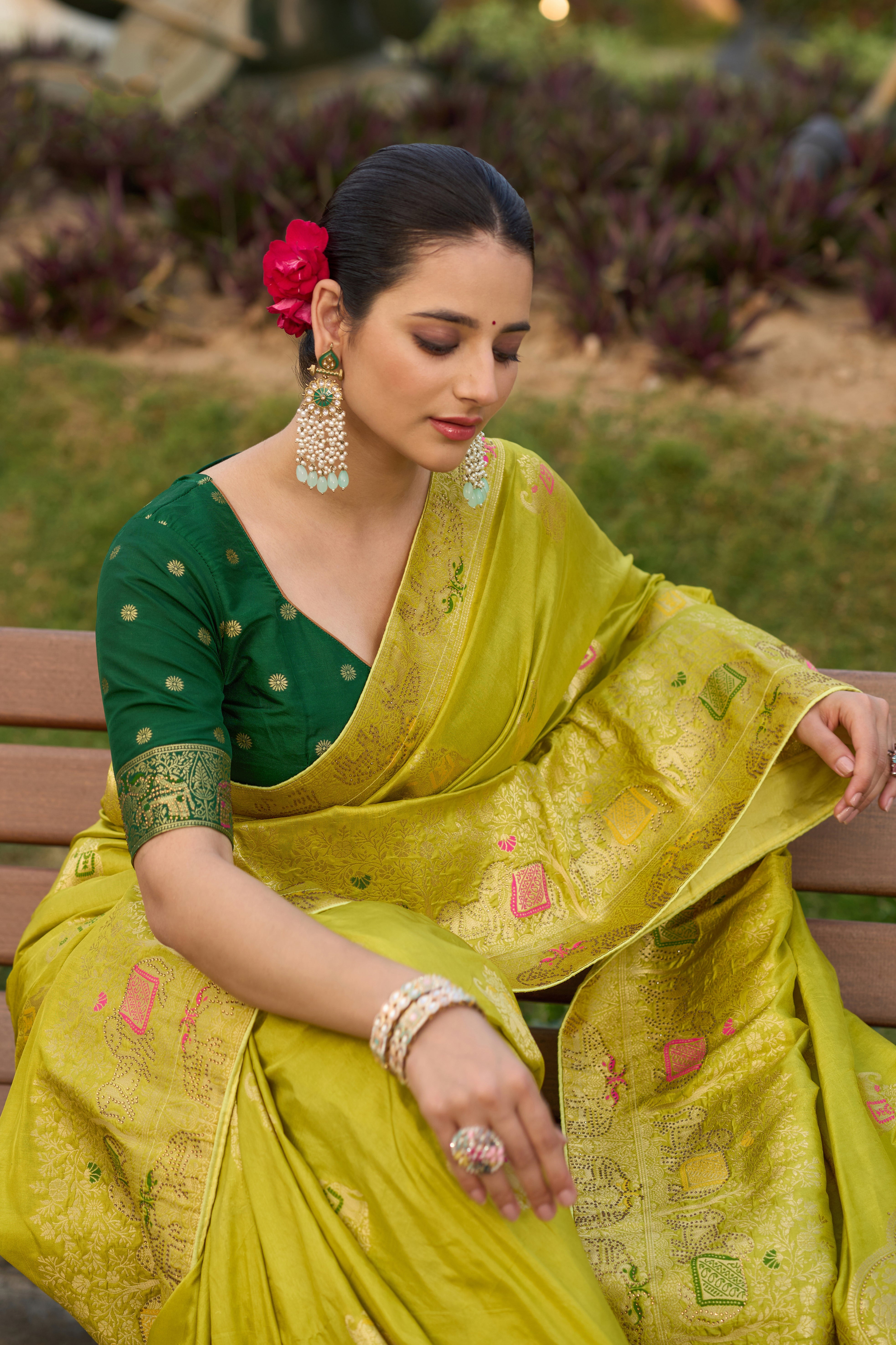 Lemon Color Pure Dola Silk Saree With  Jacquard Woven Work