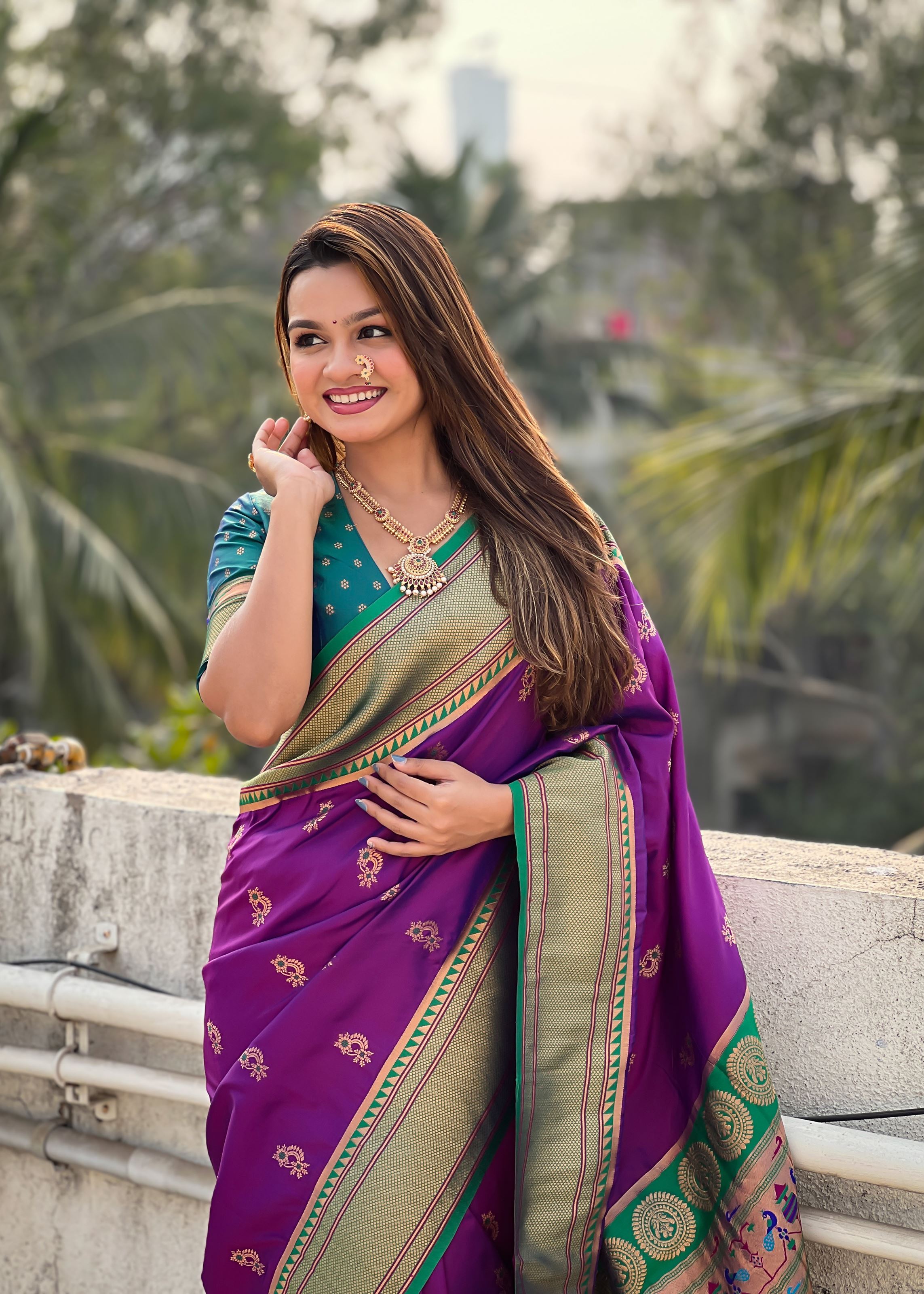 Magenta Silk Blend Paithani Saree With Woven Work