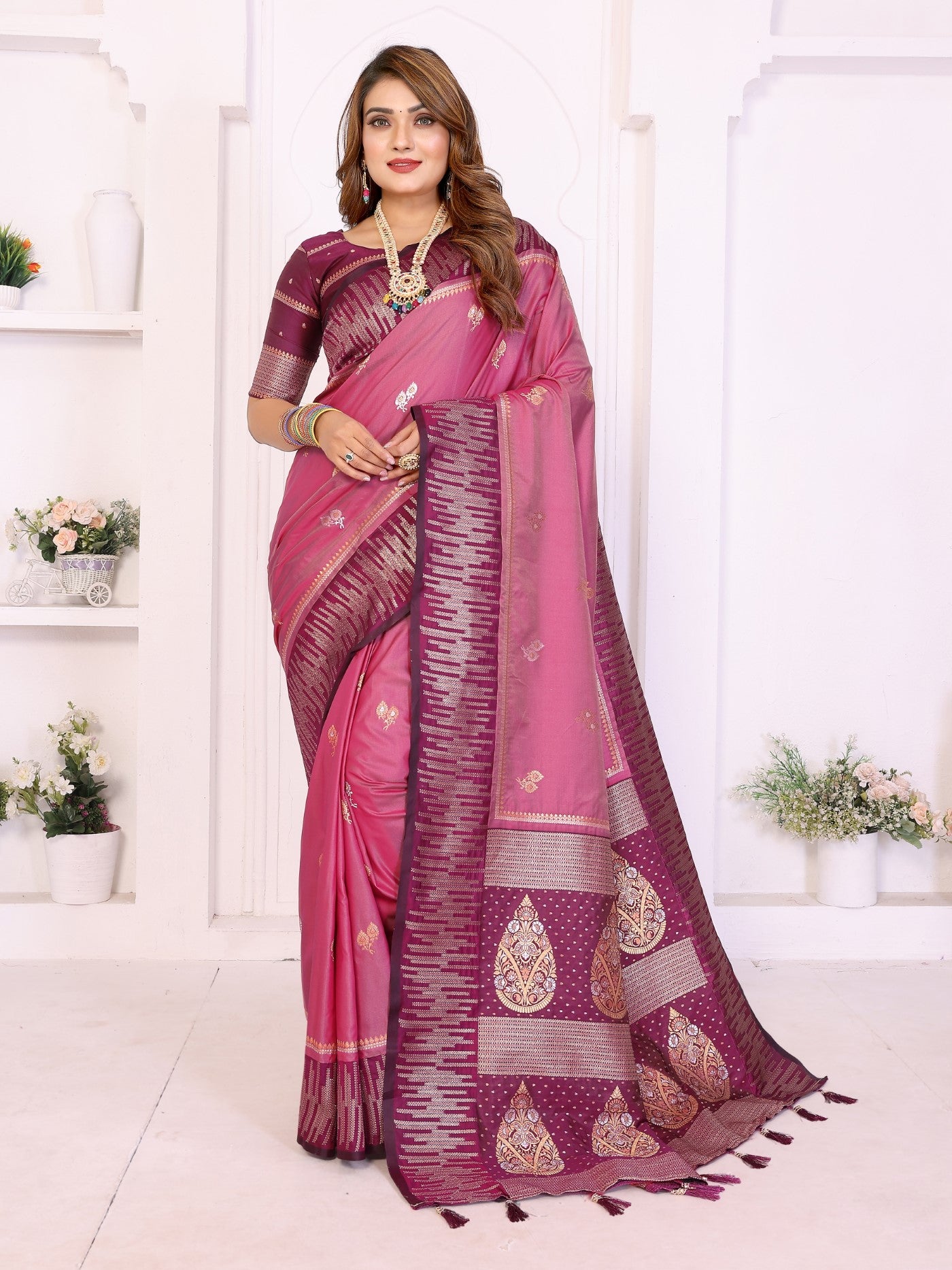 Magenta South Soft Silk Saree With Traditional Zari Weaving
