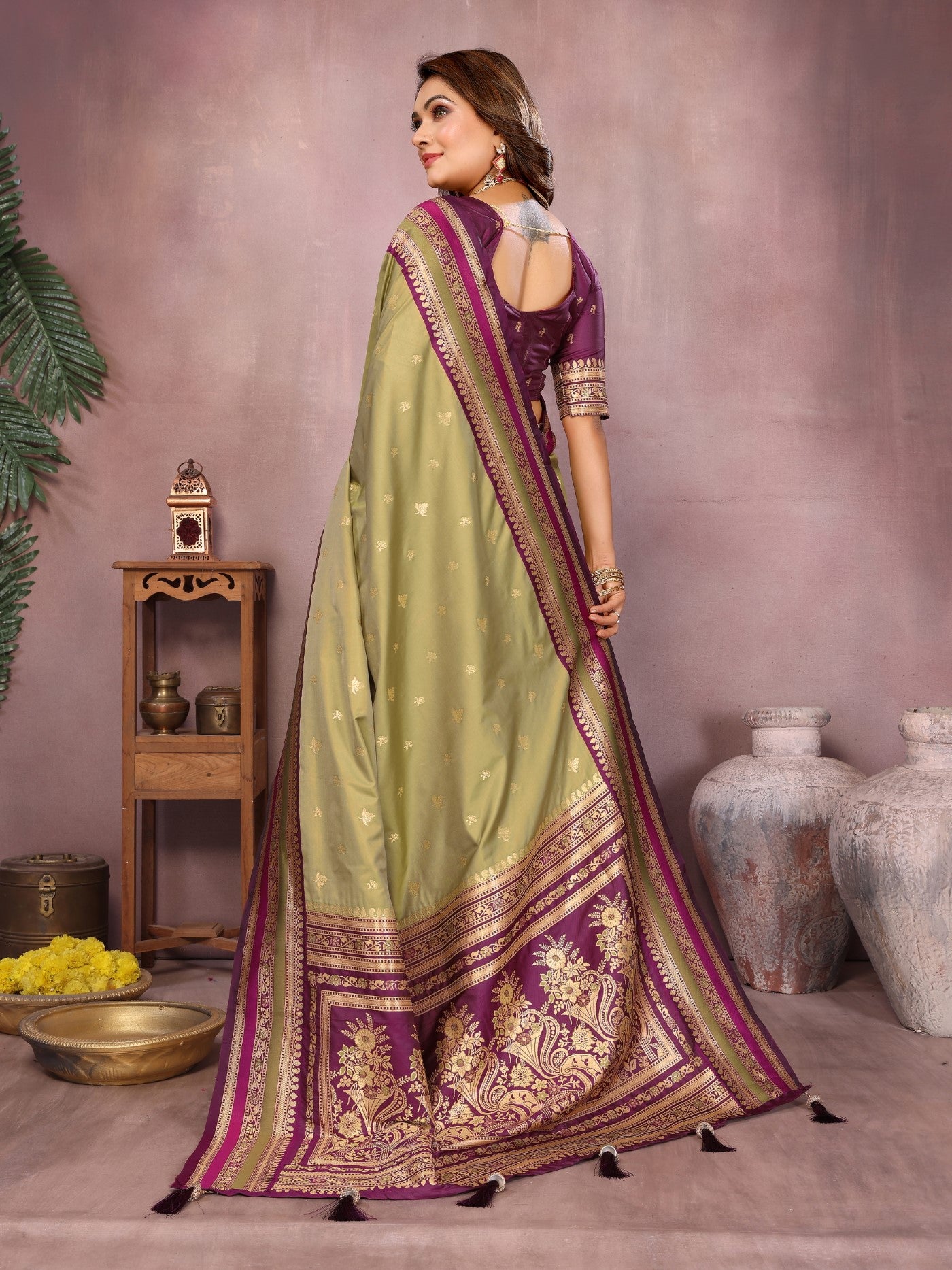 Mahendi Kalamkari Silk Saree With Traditional Weaving