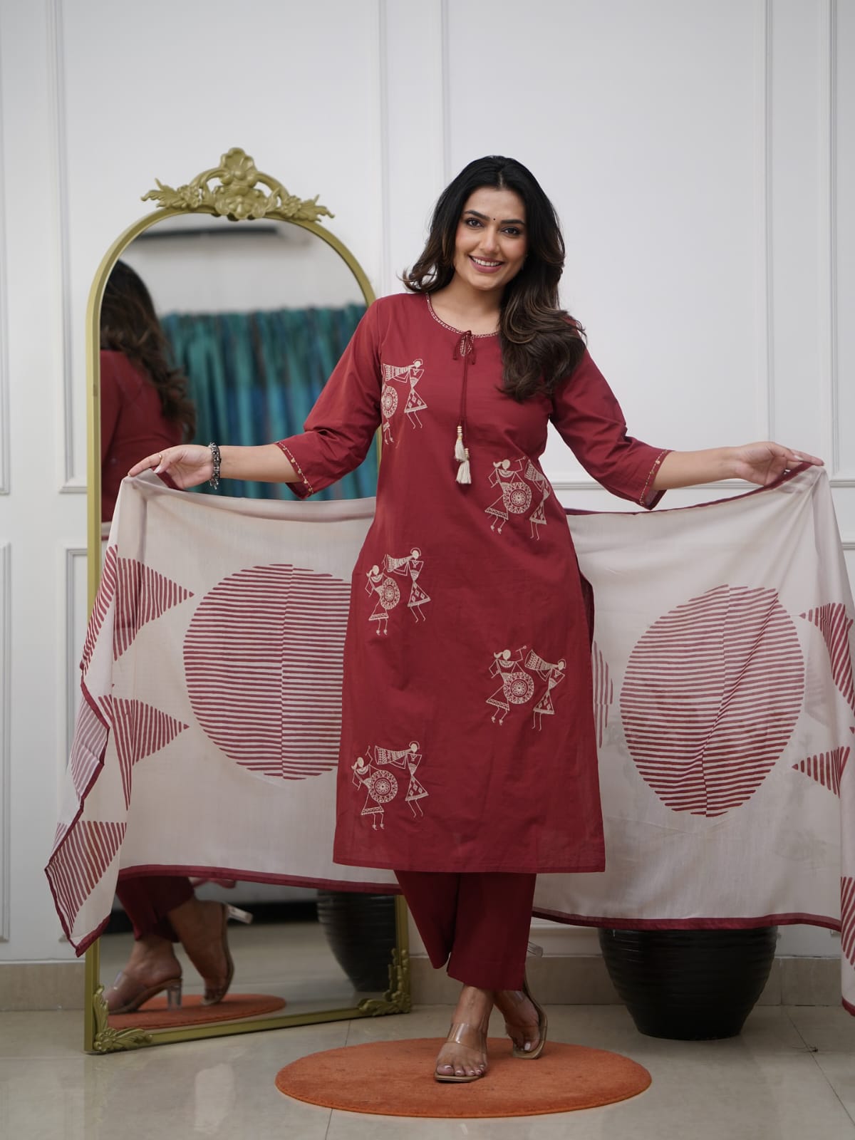 Maroon Pure Silk Kurta Pant Set With Heavy Thread Embroidery Work With Printed Dupatta