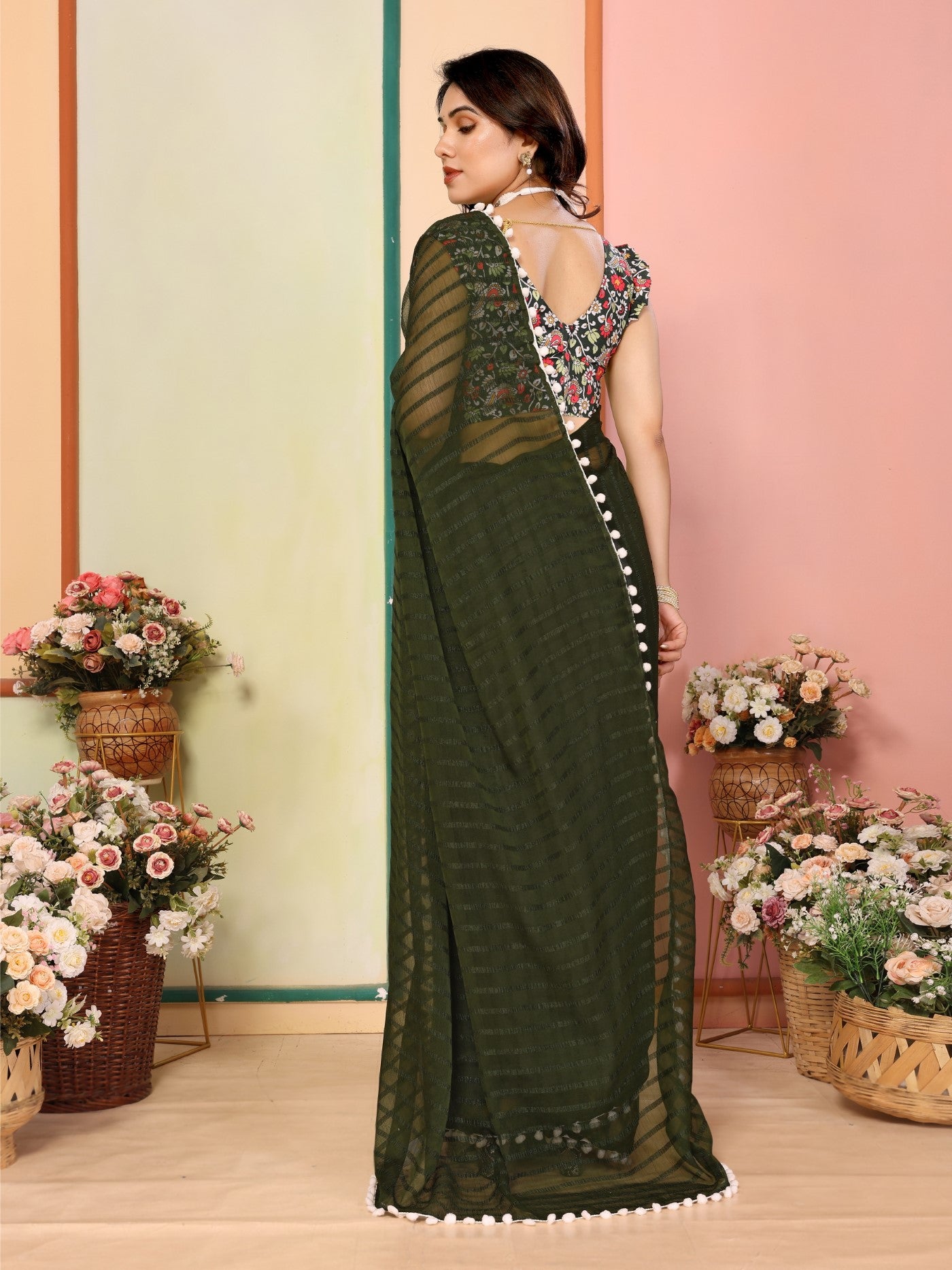 Mehendi Georgette Patta Saree With Plain Saree With Digital Print Blouse