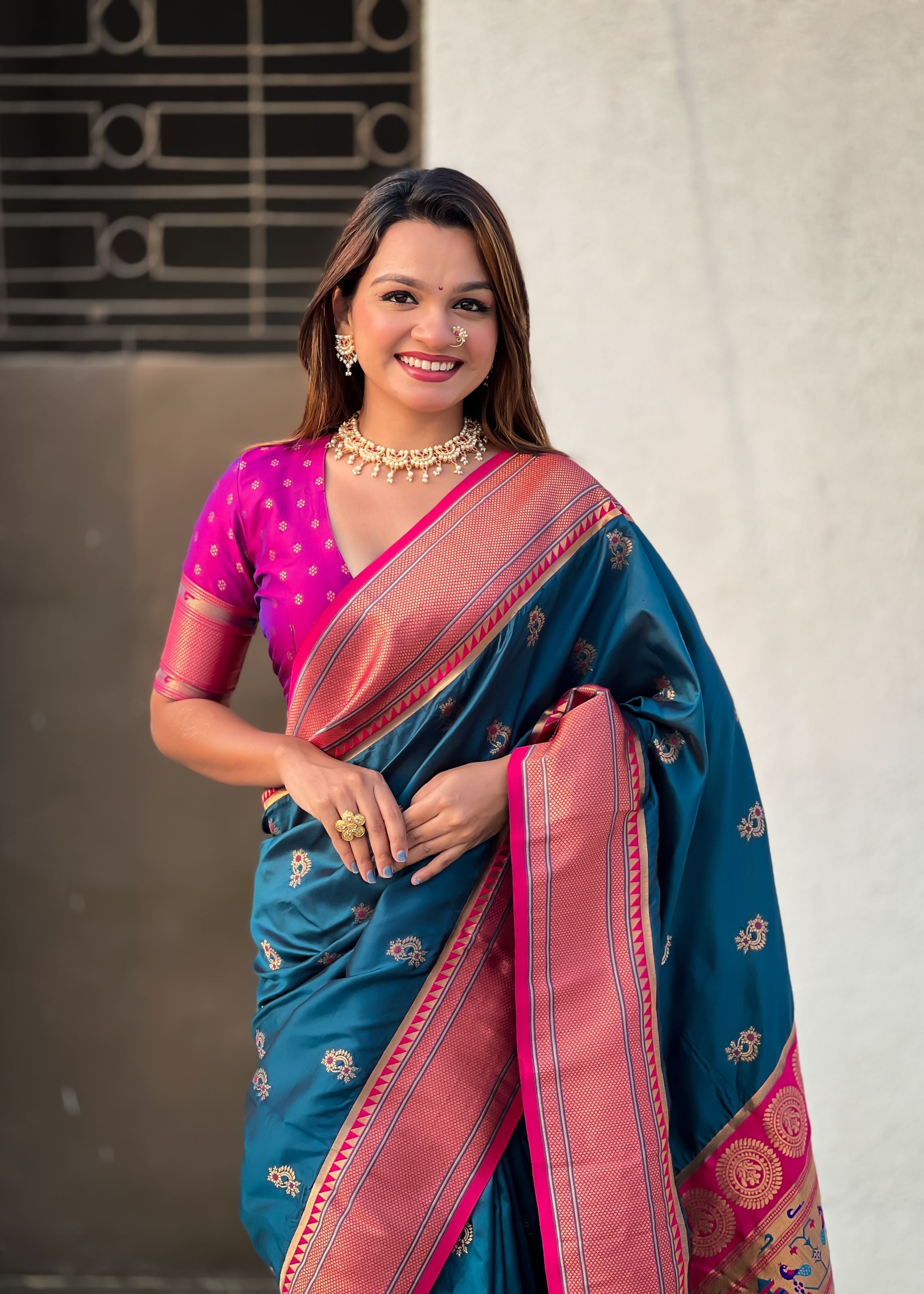 Metalic Blue Silk Blend Paithani Saree With Woven Work