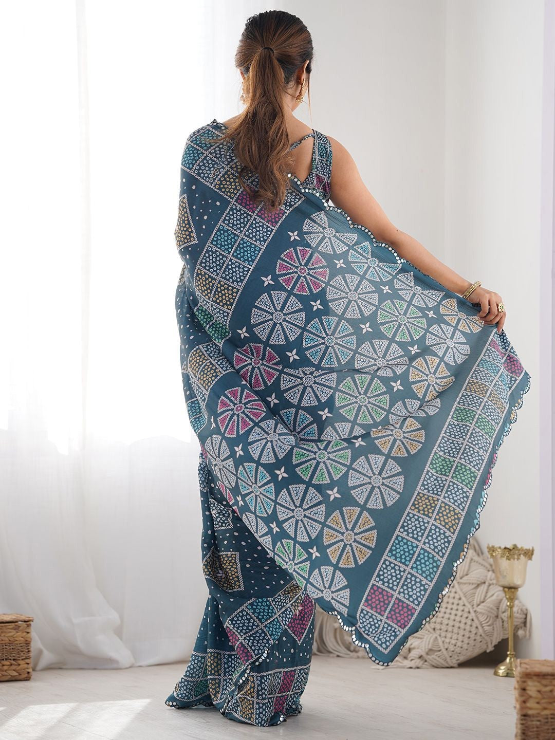 Morpich Georgette Saree With Digital Print And Mirror Work