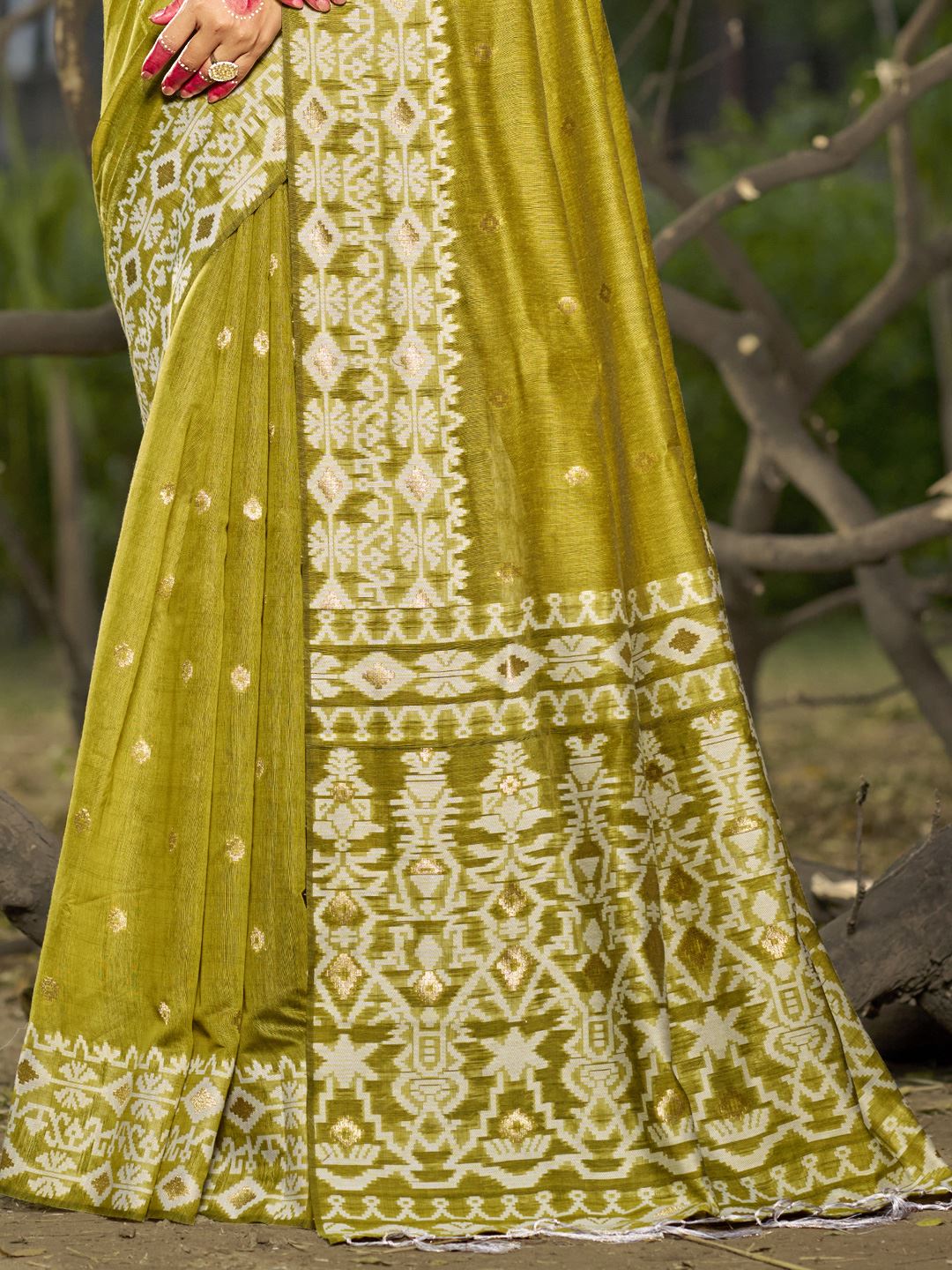 Olive Green  Blended Linen Cotton Saree