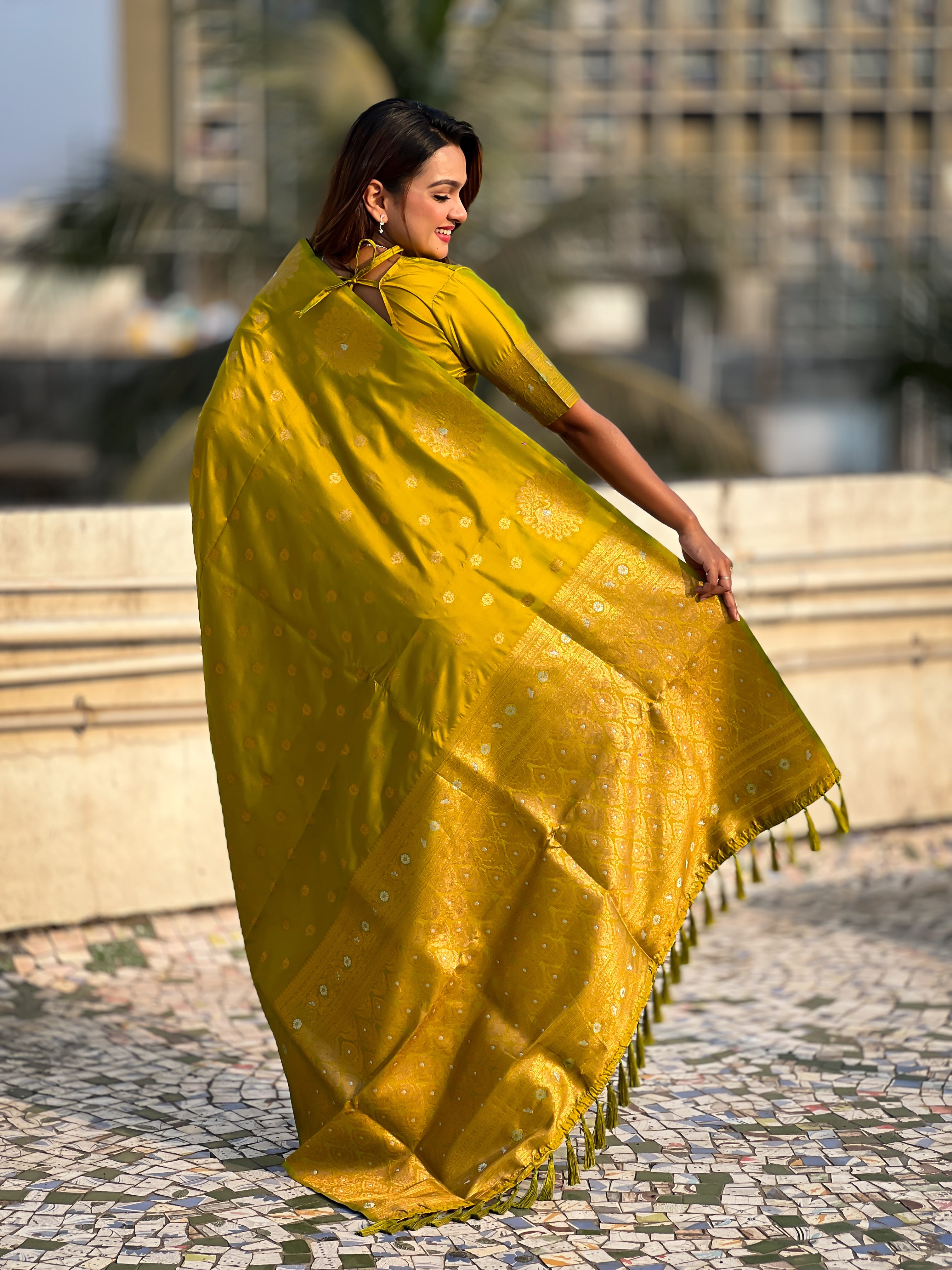 Olive Moonga Silk Woven Dual Jari Peacock Designer Heavy Festive Wear Saree