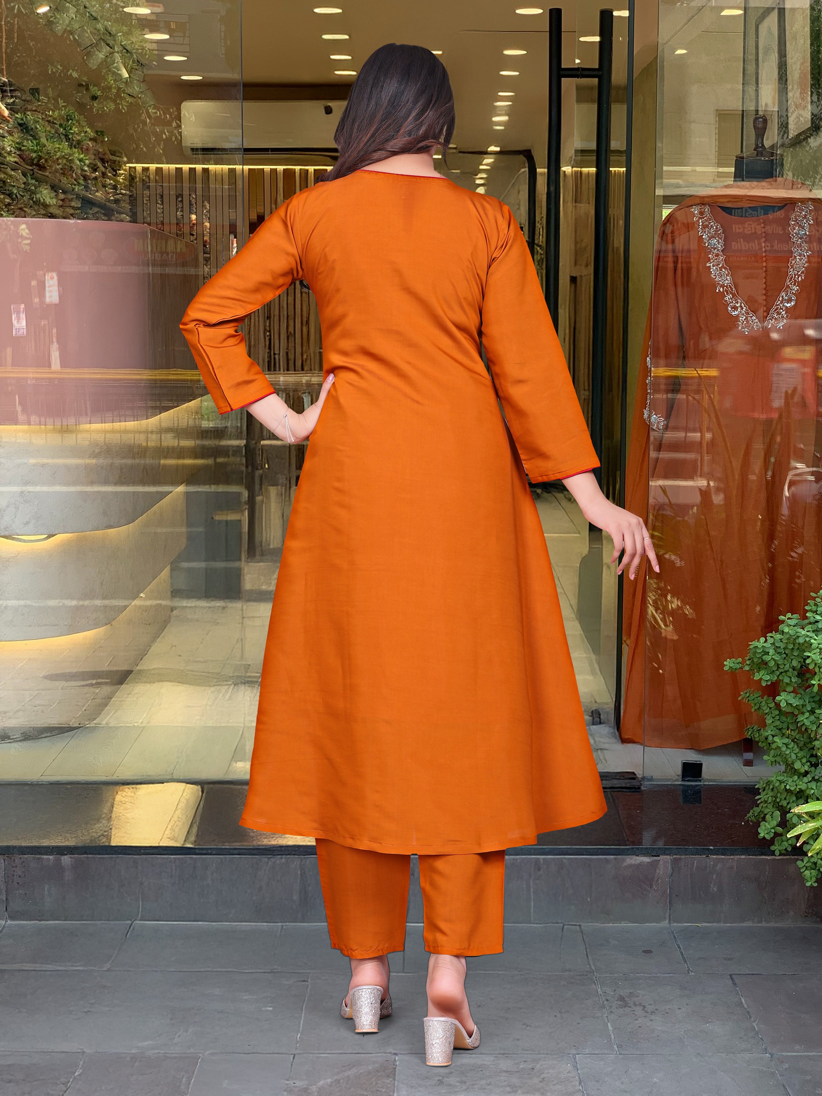 Orange Chanderi Silk Kurta Pant Set With Heavy Thread Embroidery Work
