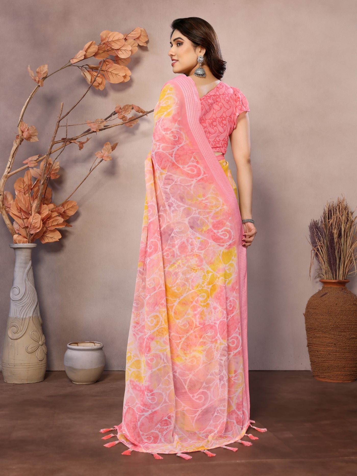Peach Weightless Patta Saree With Printed