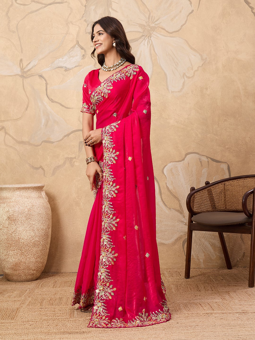 Pink Fendy Chiffon Saree With Traditional Embroidery