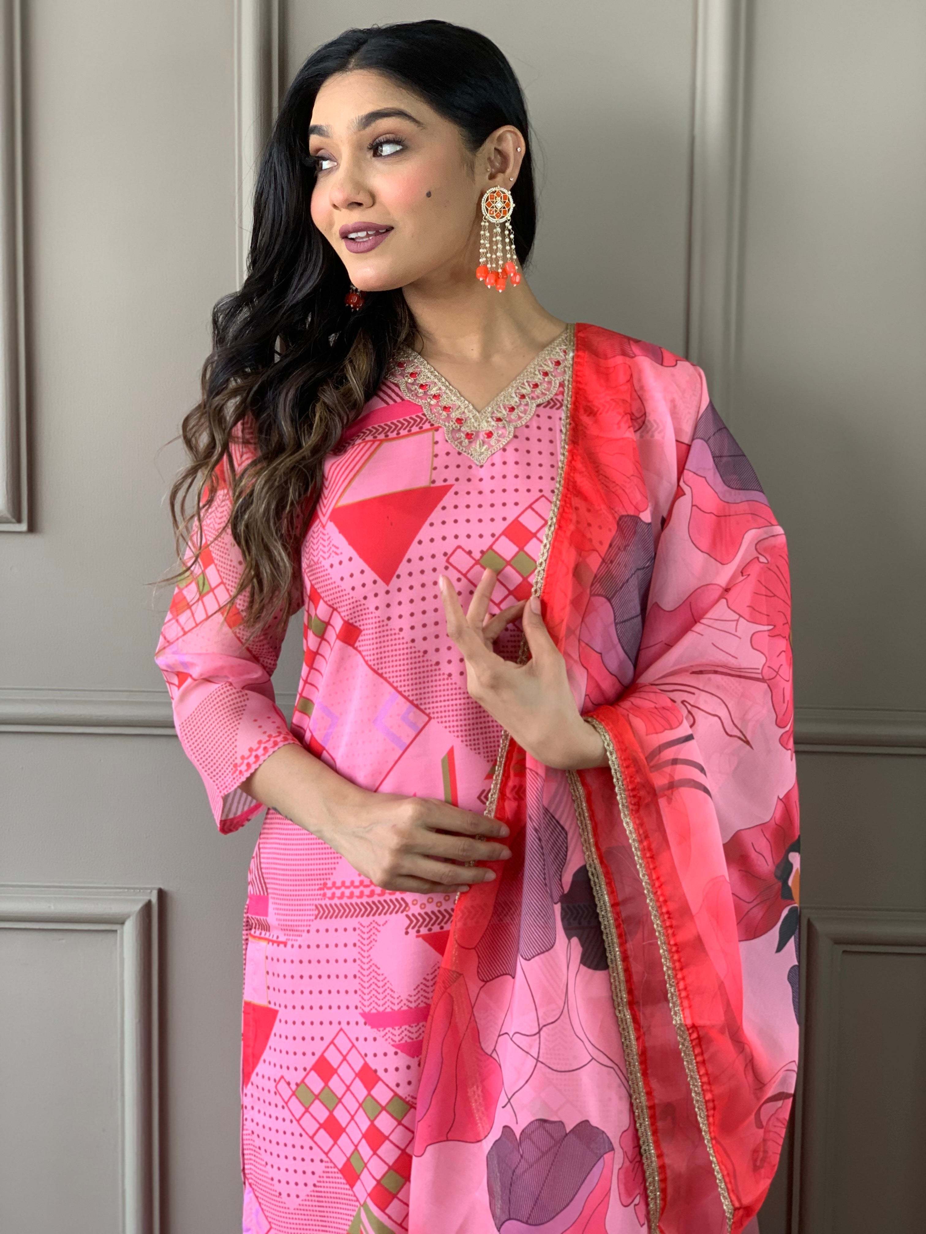 Pink Viscose Chanderi Kurta Pant Set with Printed With Thread Embroidery Work on Neck