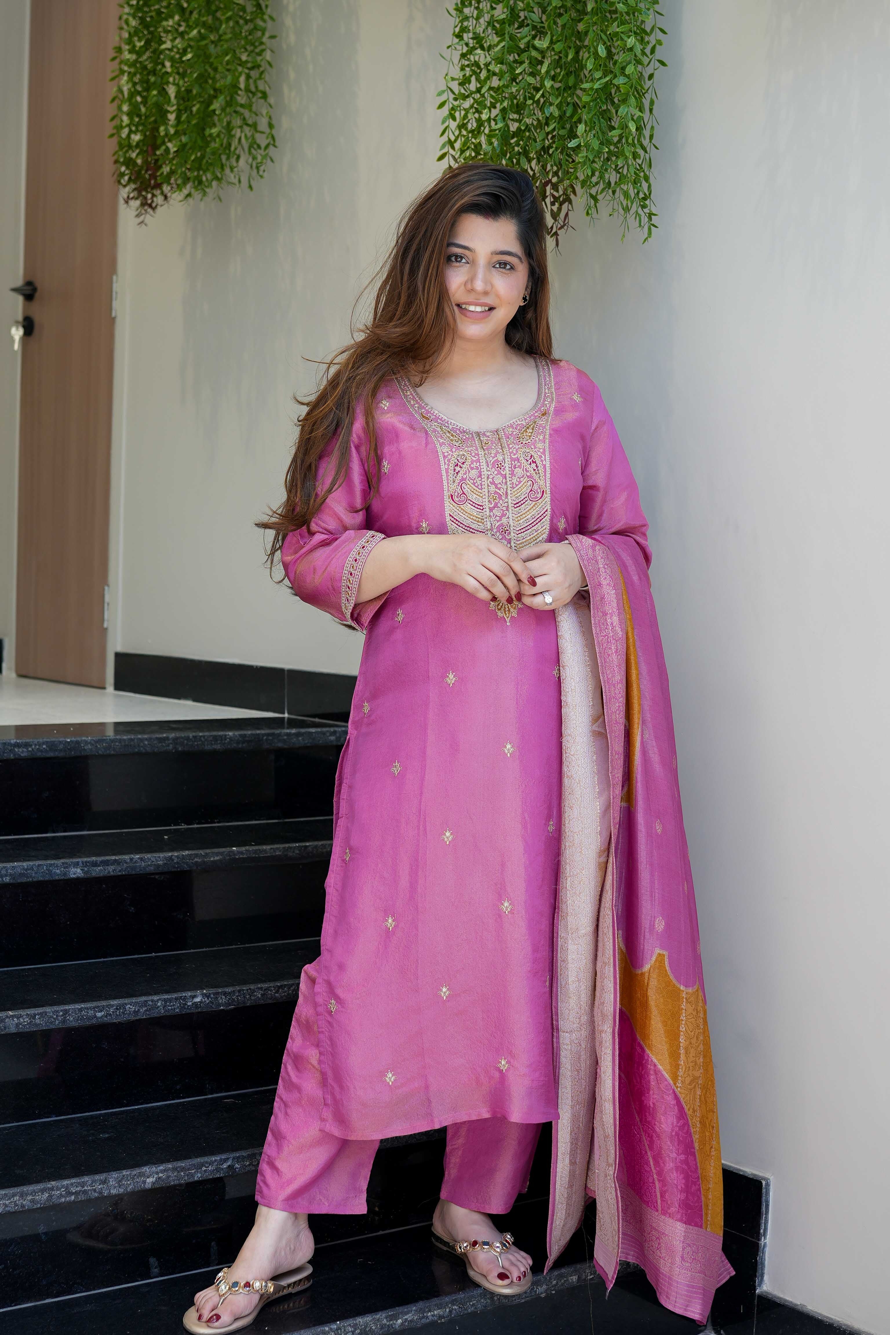 Pink Viscose Shimmer Kurta Pant Set With Heavy Thread Embroidery Work With Jacquard Dupatta