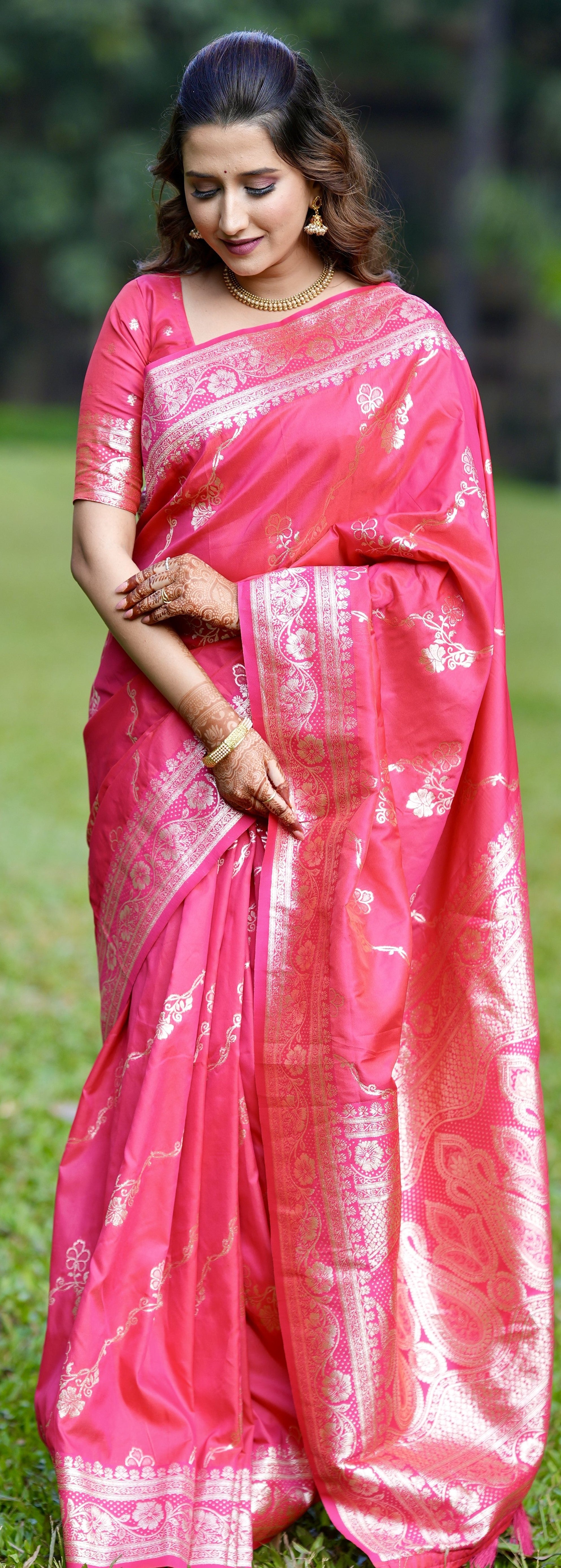 Pink Woven Jacquard Jari Designer Banarasi Silk Festive Ceremonial Saree