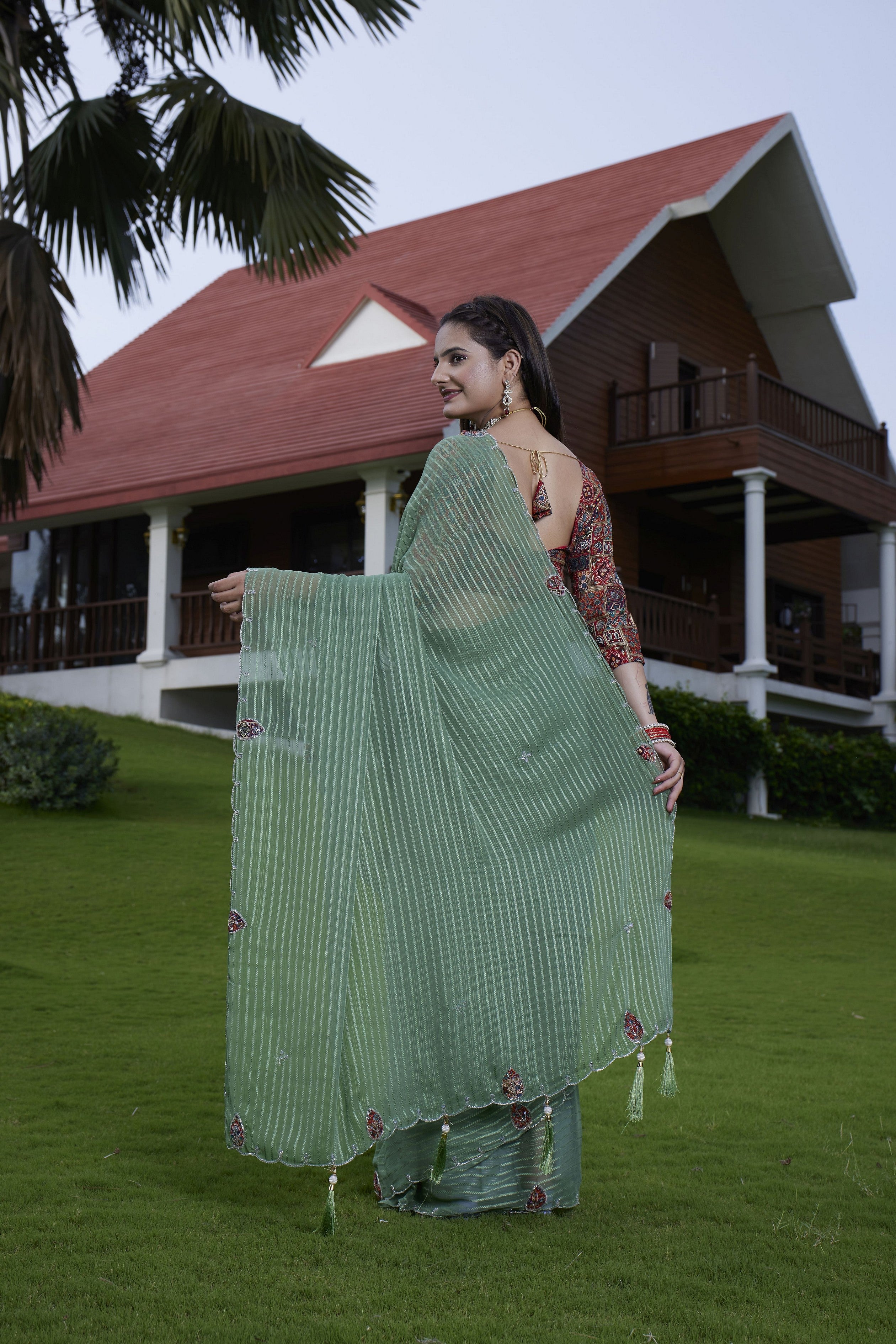 Pista Beautiful Designer Girlie Trendy Saree