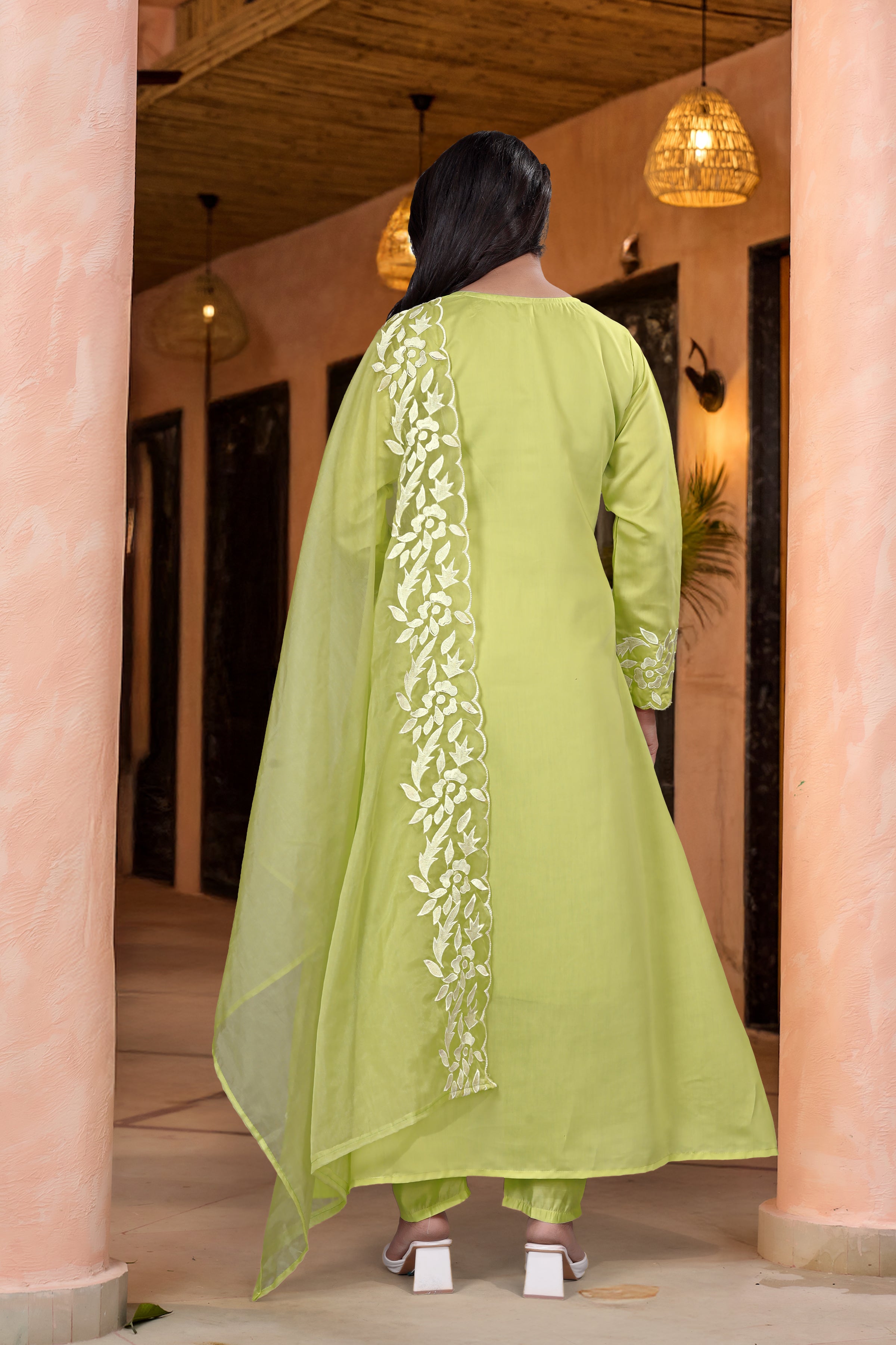 Pista Green Chanderi Silk Kurta Pant Set With Heavy Thread Embroidery Work