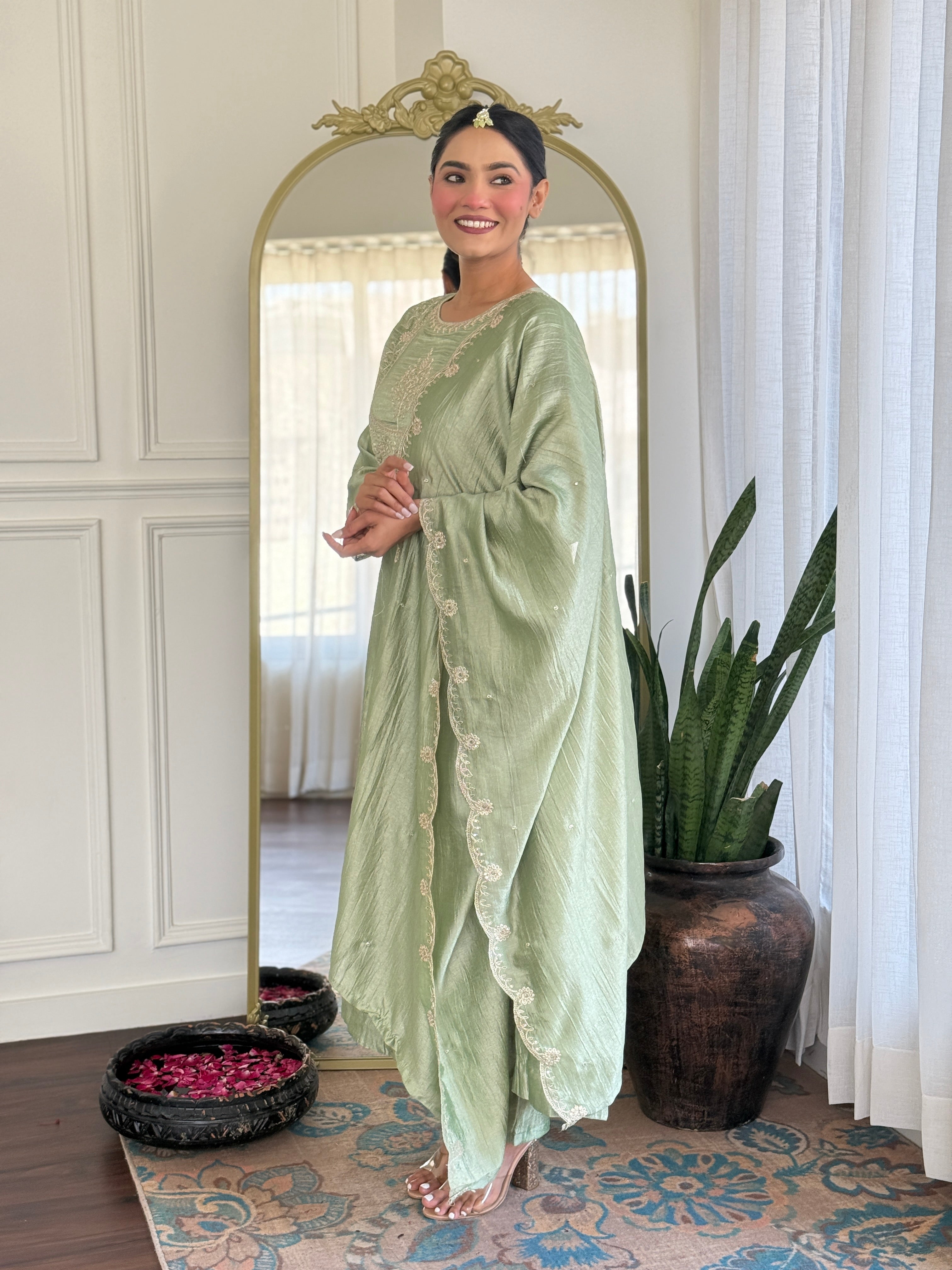 Pista Kurta Pant Set With Heavy Thread Embroidery Sequins Work
