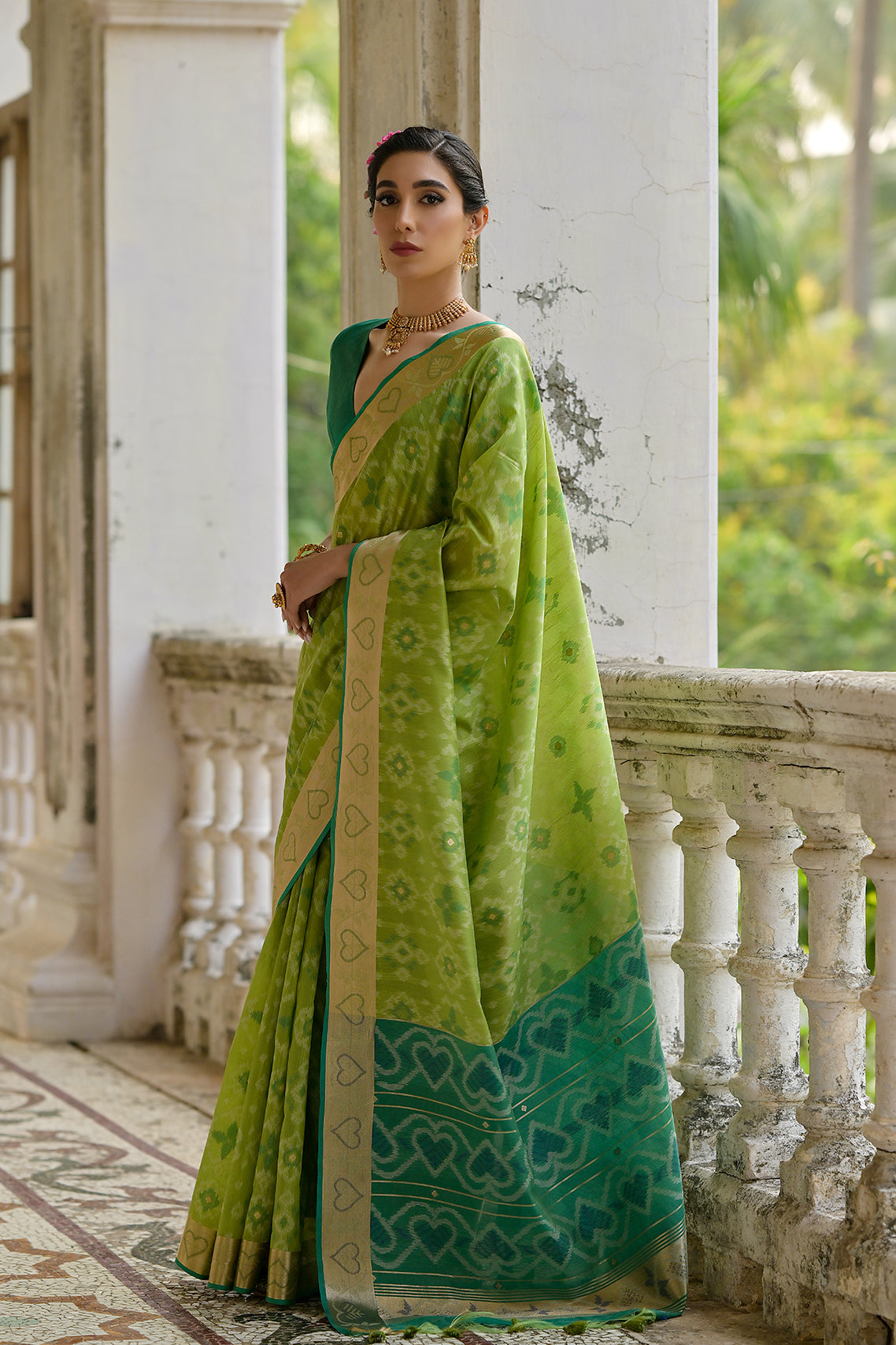 Pista Raw Silk Saree with Ikkat Design and Contrast Pallu
