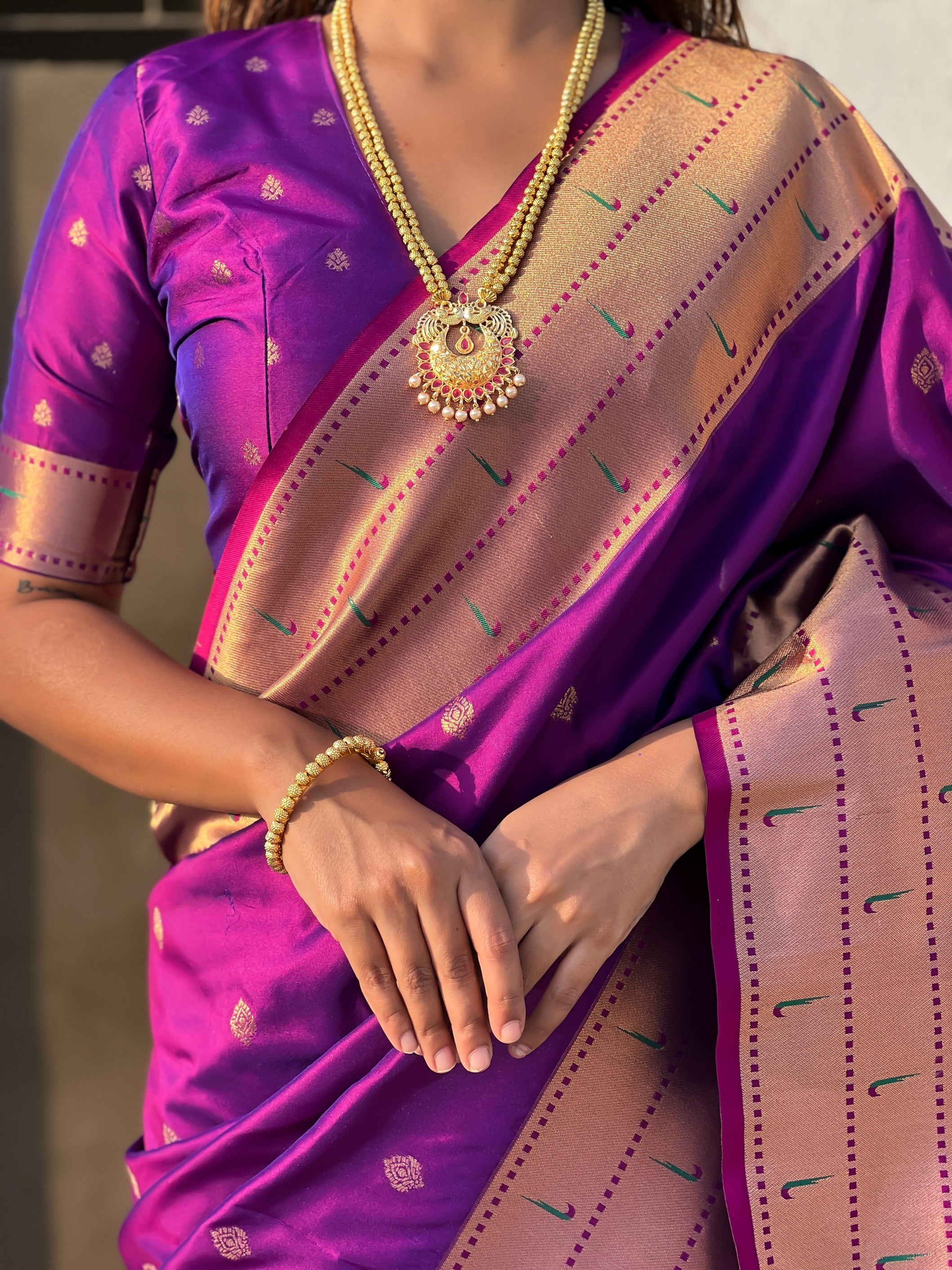 Purple Soft Silk Weaving Figure Pallu Designer Ceremonial Saree
