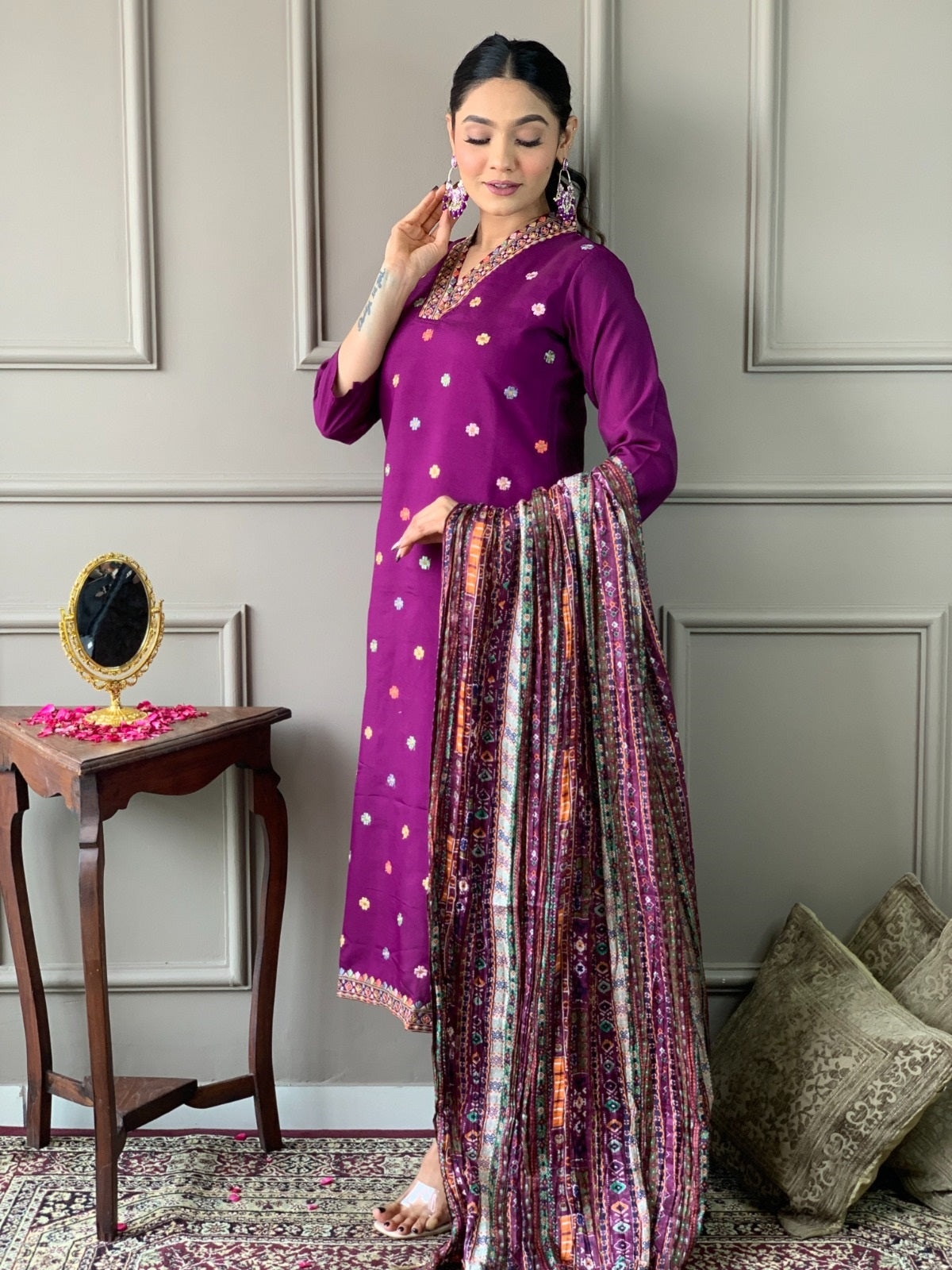 Purple Viscose Chanderi Kurta Pant Set With Heavy Thread Embroidered Work