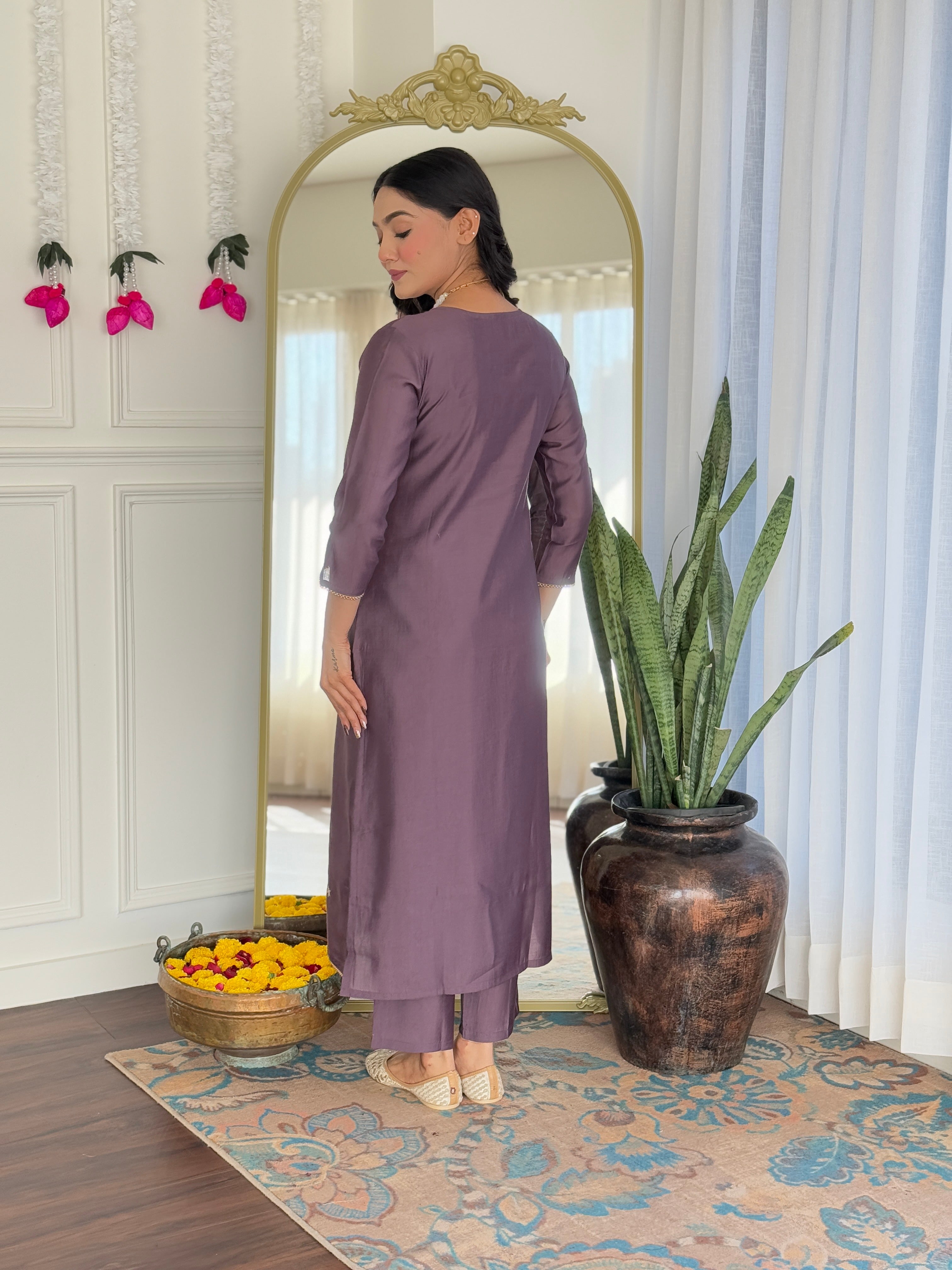 Purple Viscose Elegant Kurta Pant Set With Embroidery Work