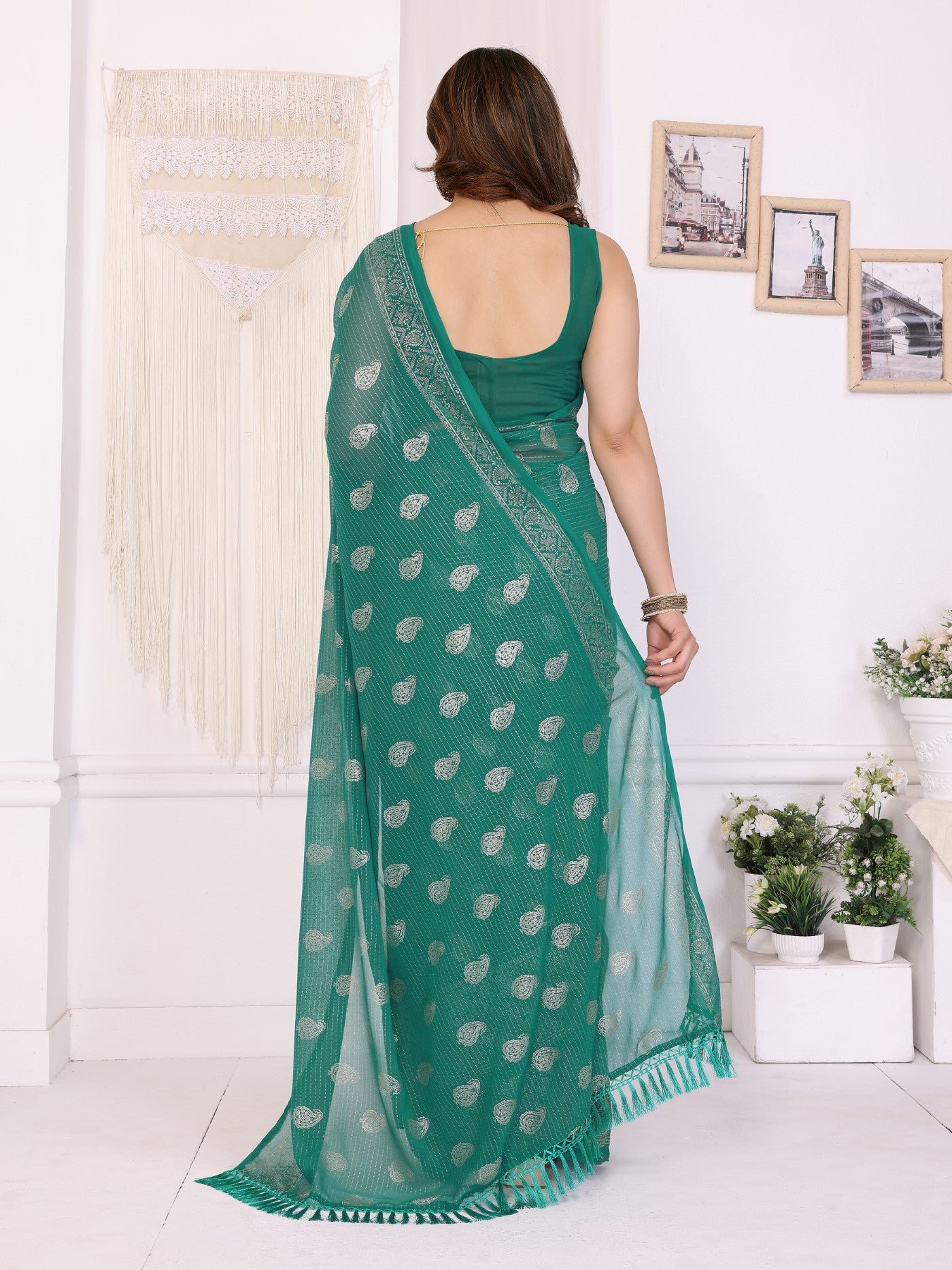 Rama Georgette Saree With Foil Work And Designer Lace Border