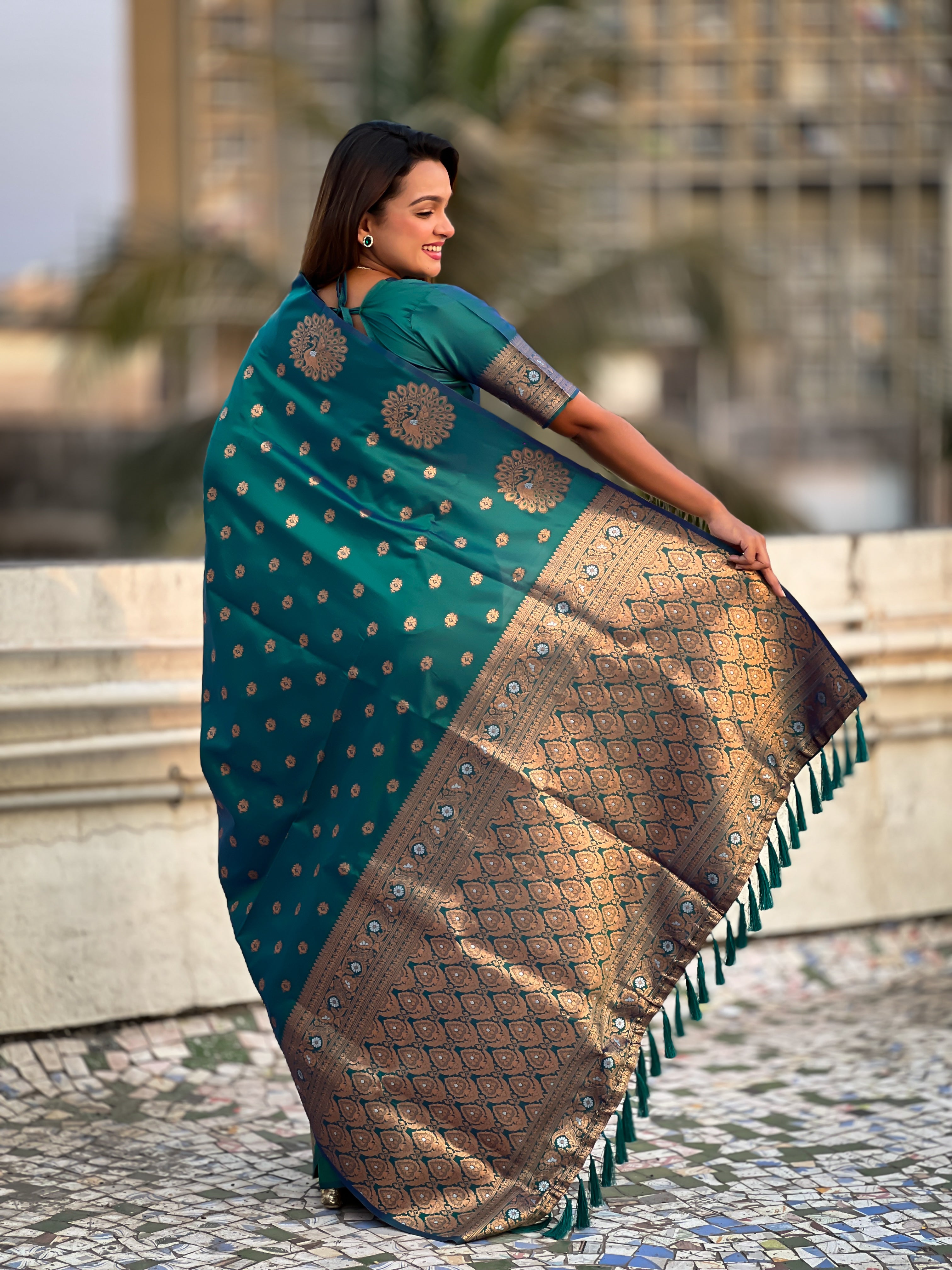 Rama Moonga Silk Woven Dual Jari Peacock Designer Heavy Festive Wear Saree