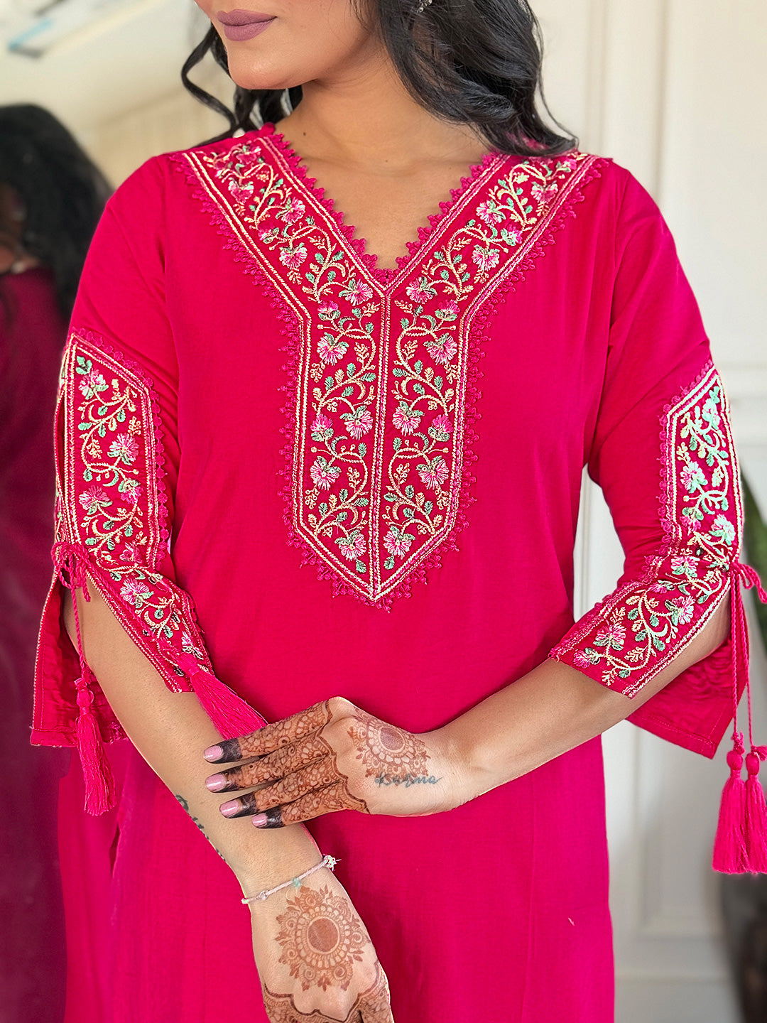 Rani Bsy Viscose Elegant Kurta Pant Set With Thread Work