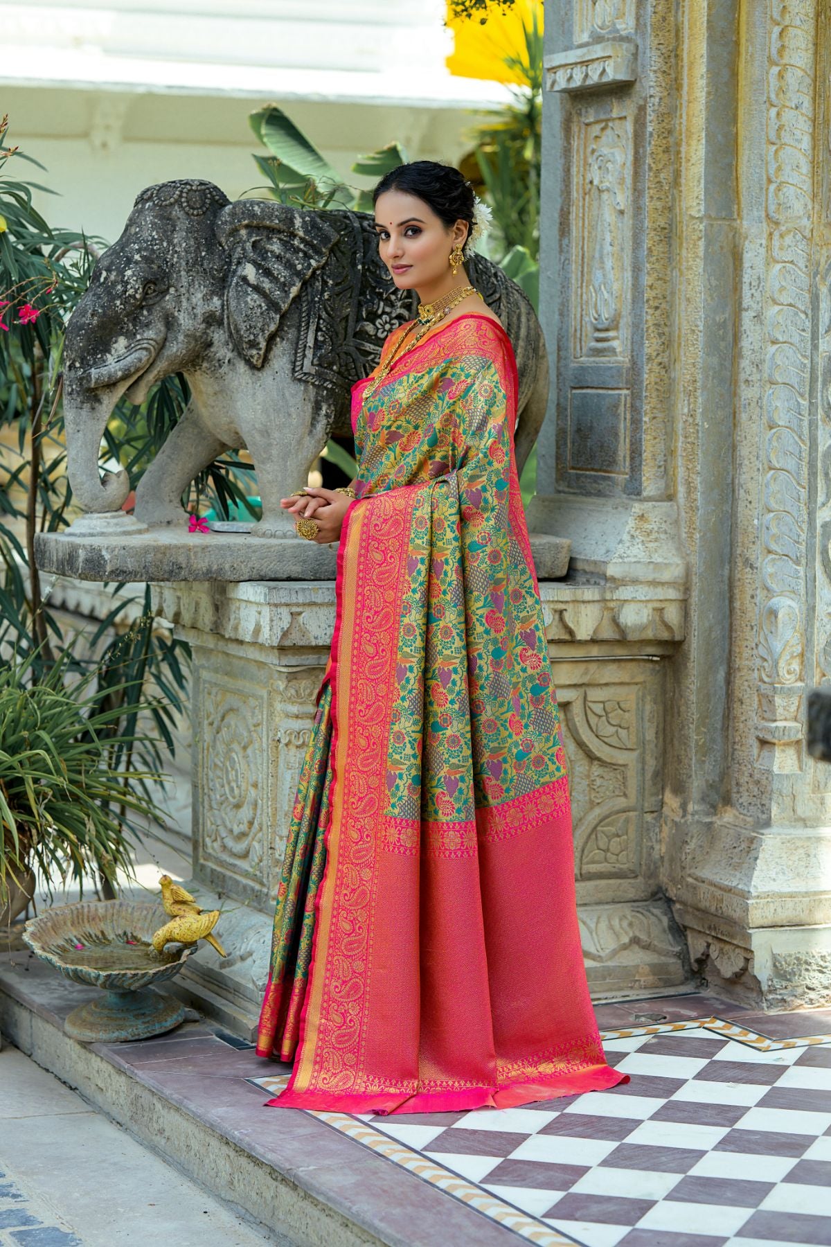 Rani Kanjivaram Saree with Zari Design and Pallu