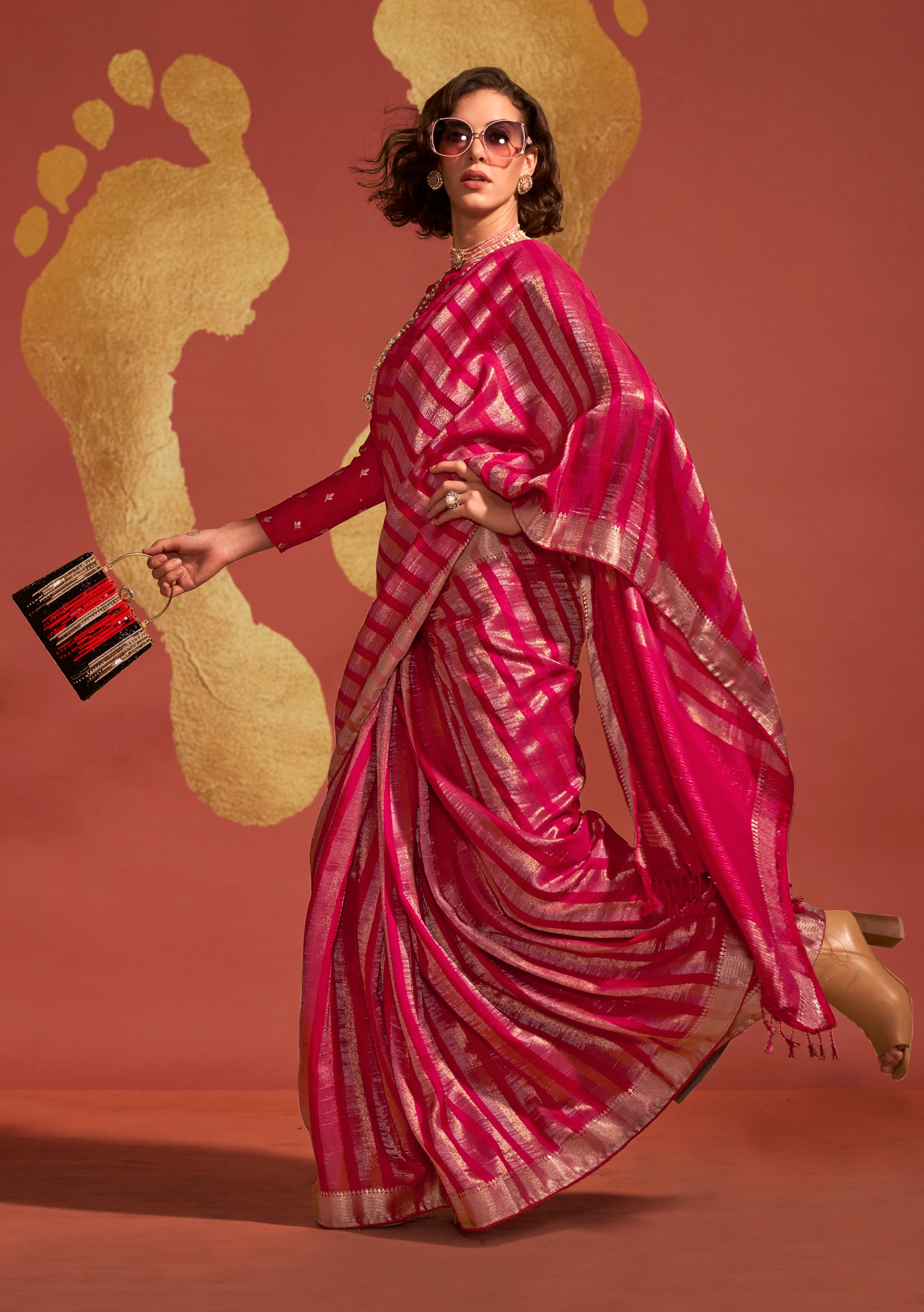 Rani Pink Pure Viscose Handloom Silk Saree With  Jacquard Woven Work