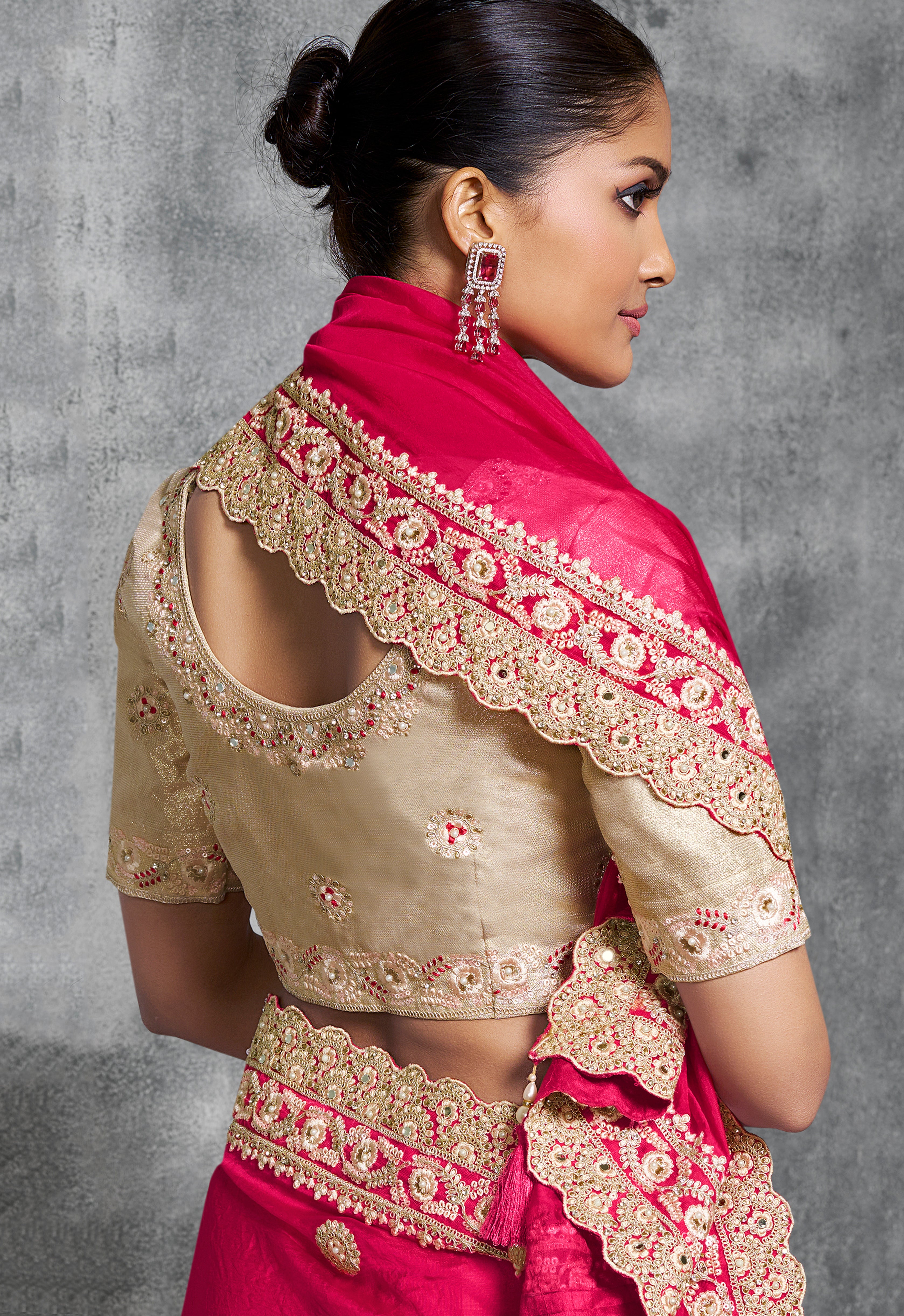 Rani Pink Saree With  Thread Embroidery Work ,Hand-Finished Stone & Mirror work With Embroidery Blouse