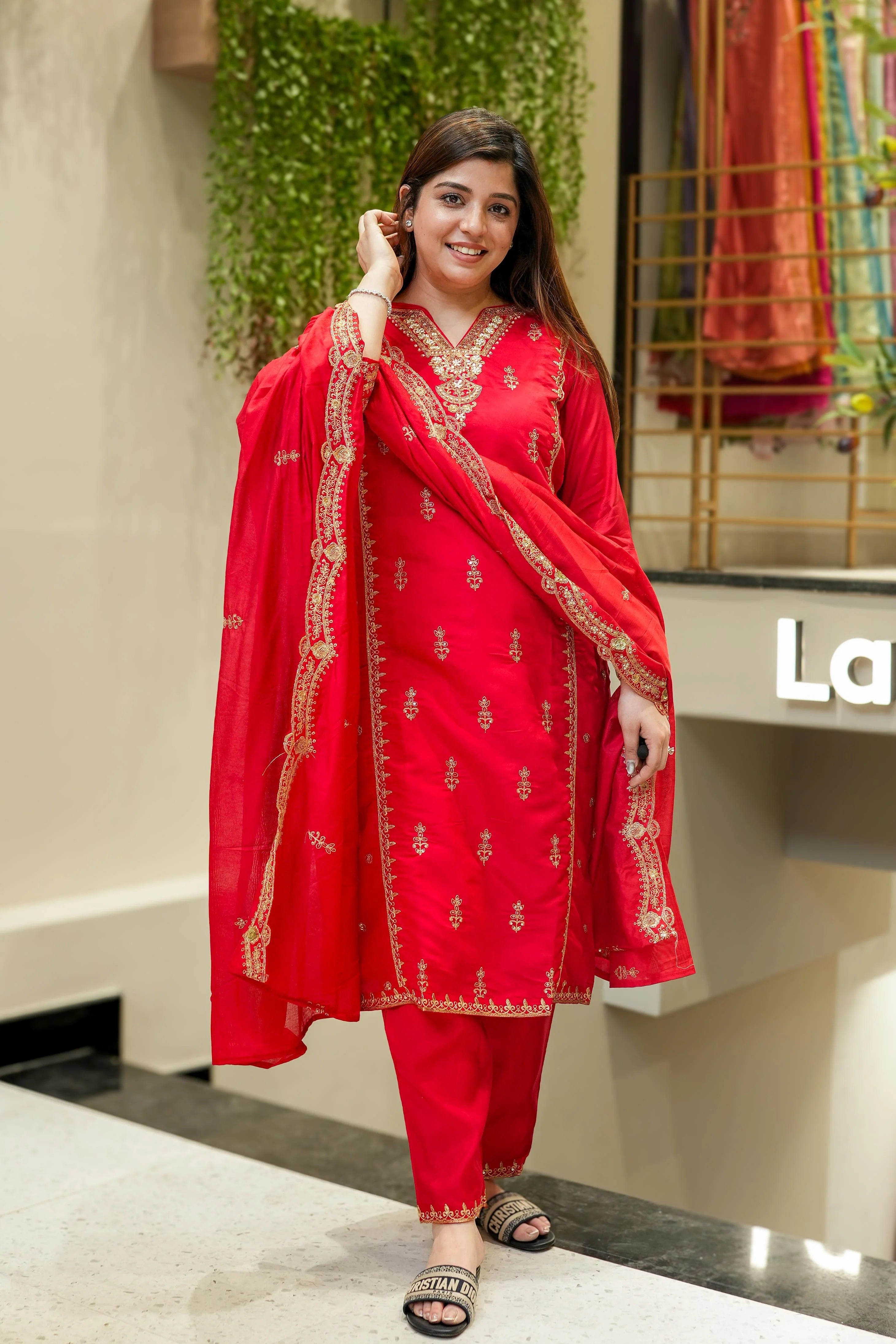 Red Chanderi Silk Kurta Pant Set With Thread Embroidered With Sequins Work