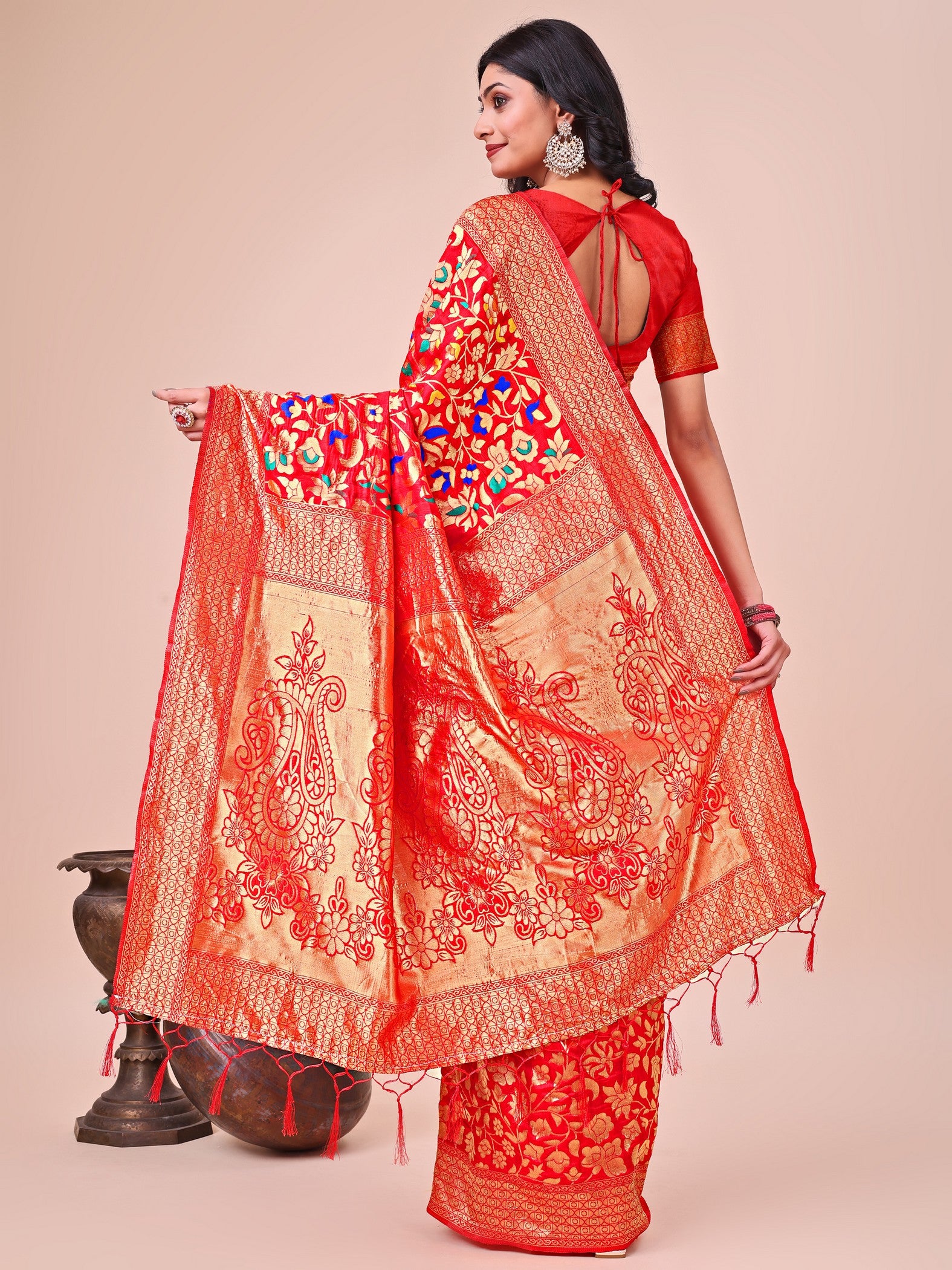 Red Lichi Silk Woven Designer Girlie Partywear Saree
