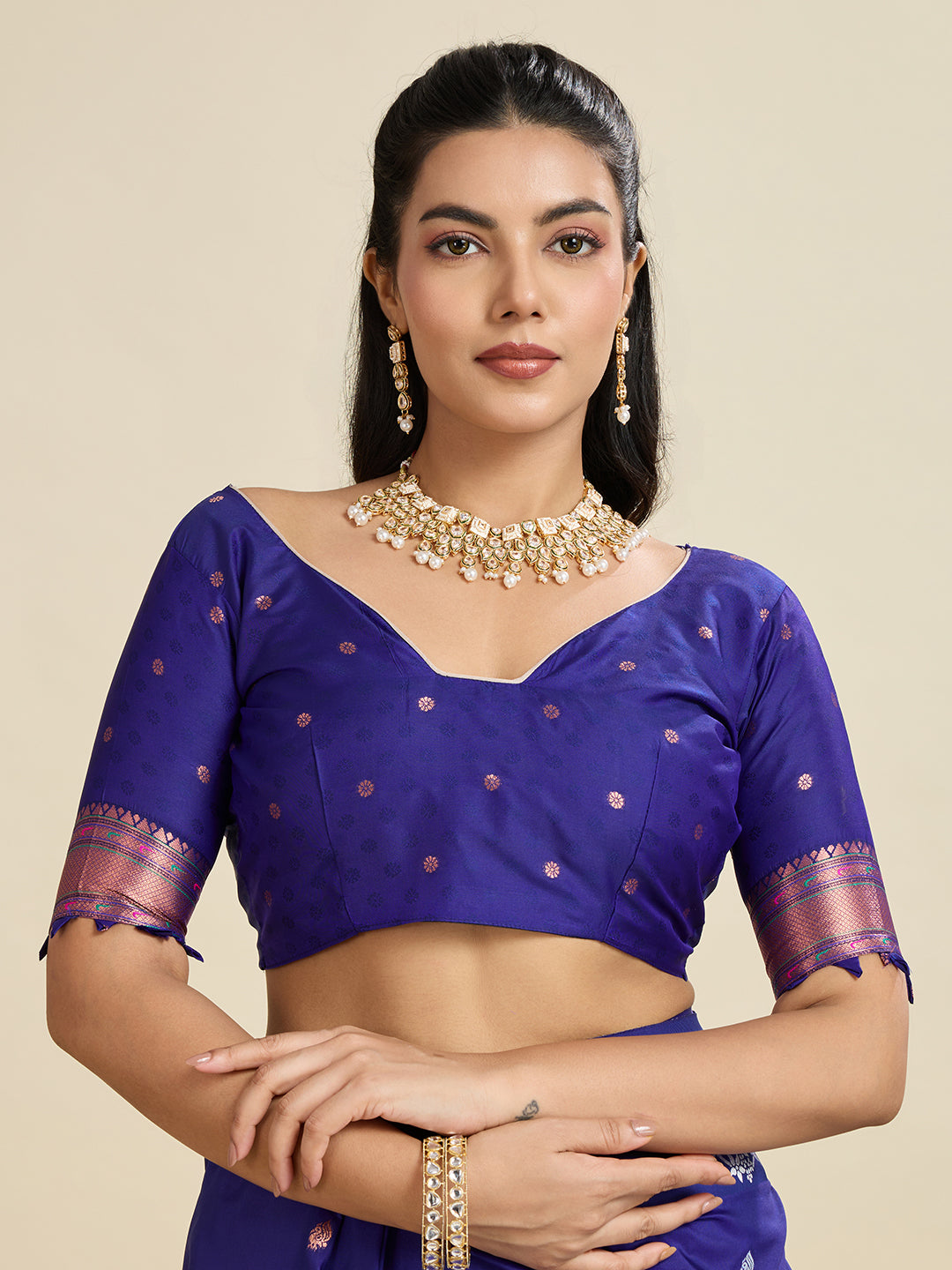 Royal-Blue Banarasi Silk Saree with Silver Butti and Paithani Pallu