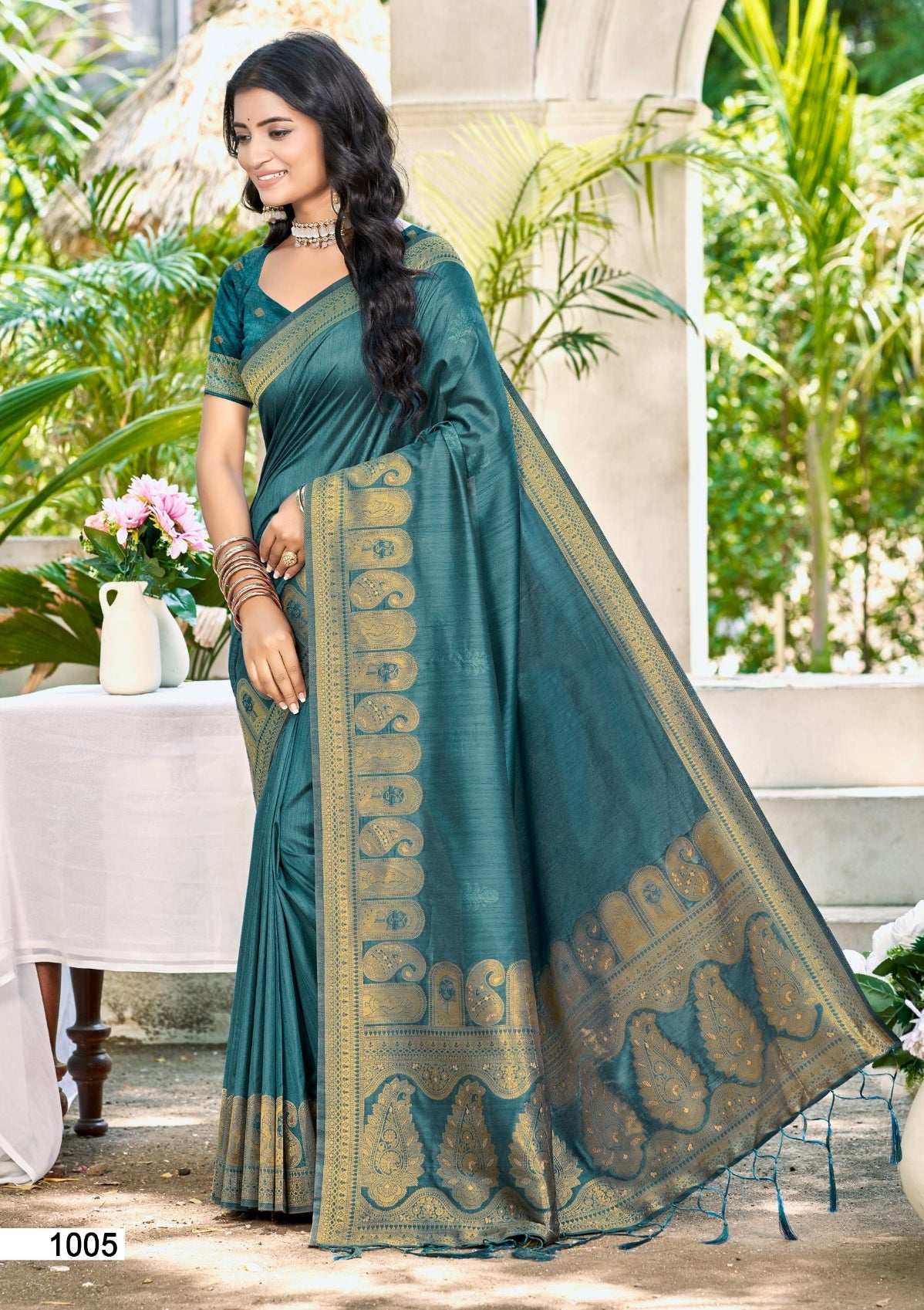 Turquoise Assam Silk Saree With Elegant Flow and Traditional Feel