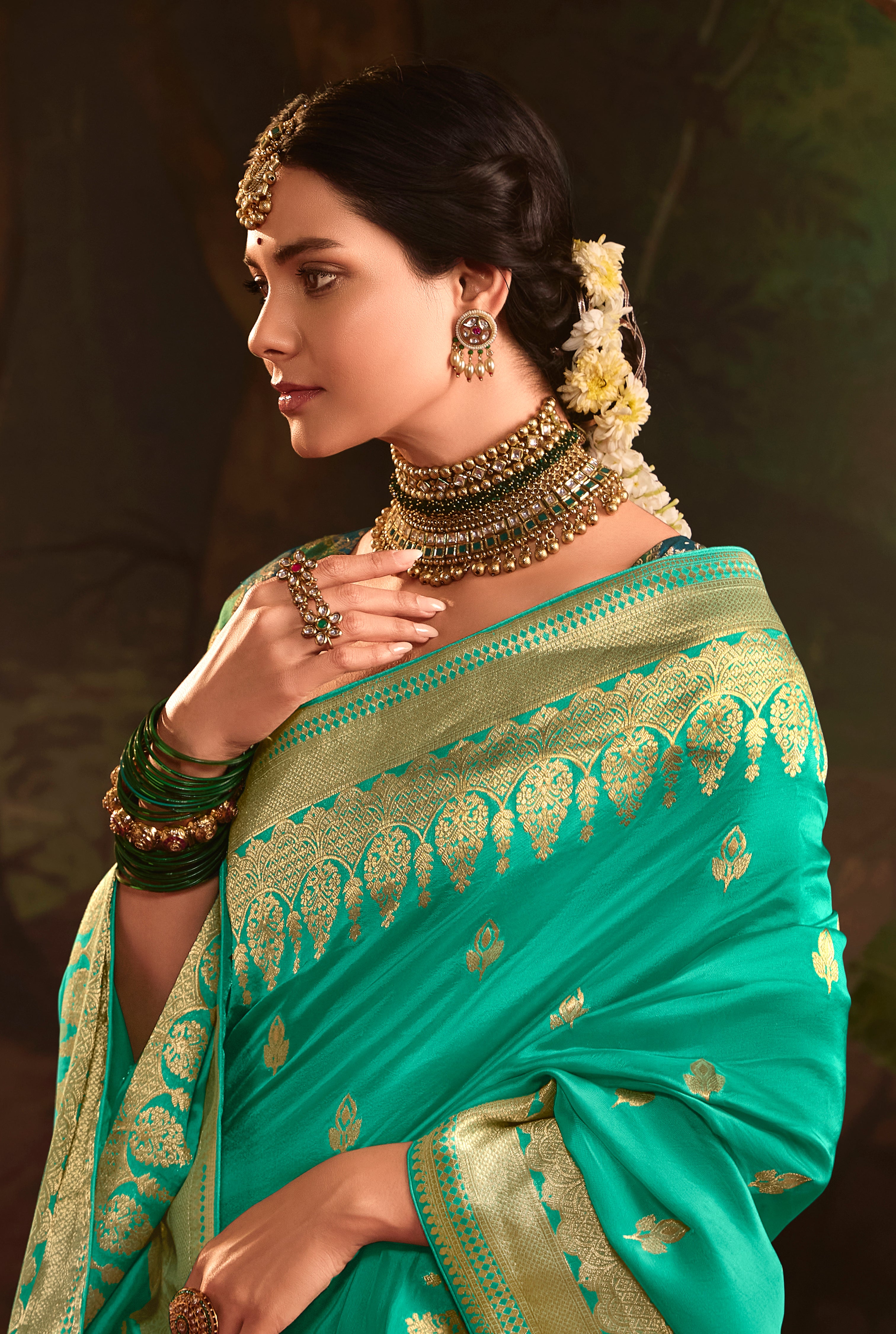 Turquoise Pure Crepe Dola Silk Saree With Jacquard Woven Work