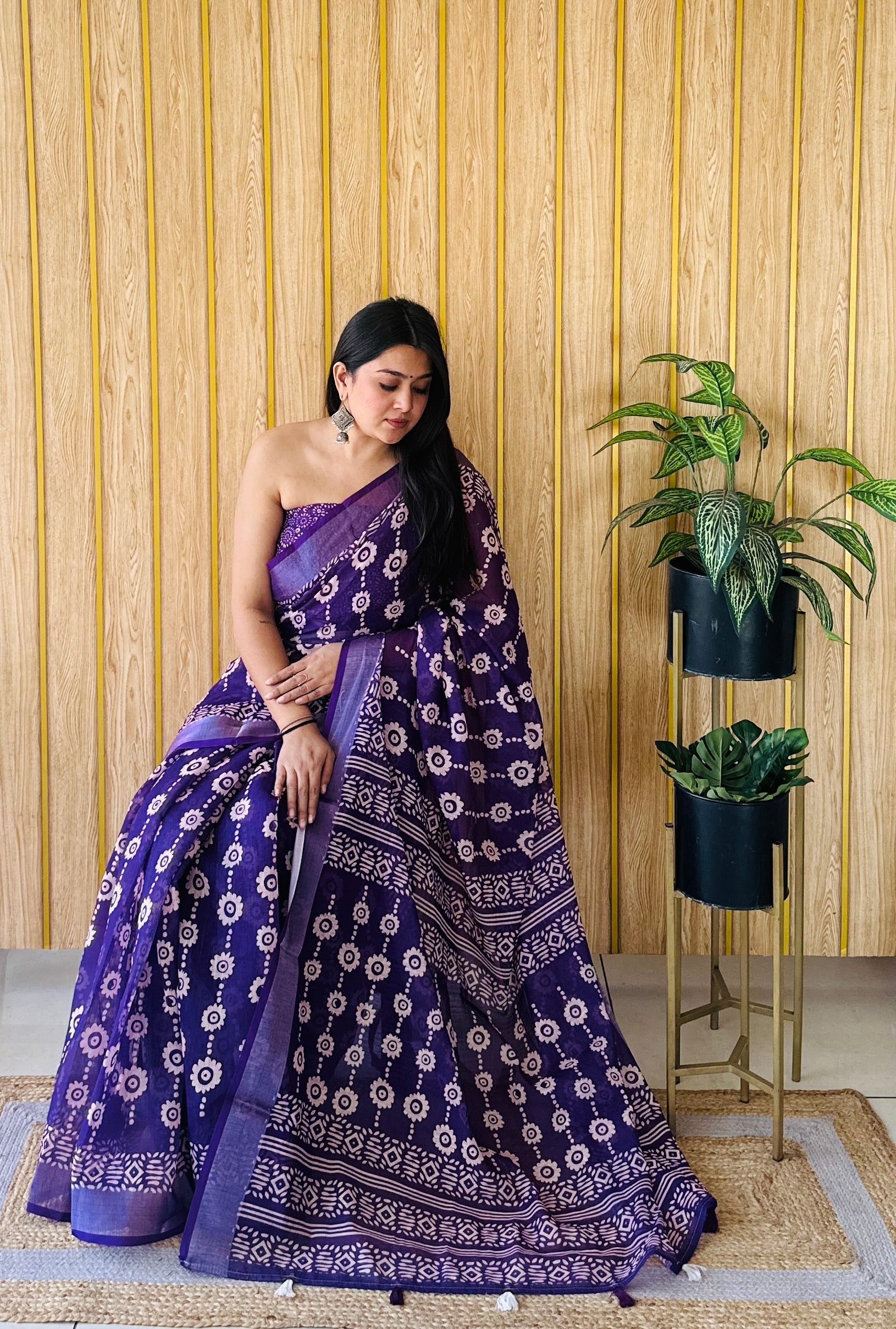 Voilet Linen Cotton Digital Batik Printed Traditional Looks Saree