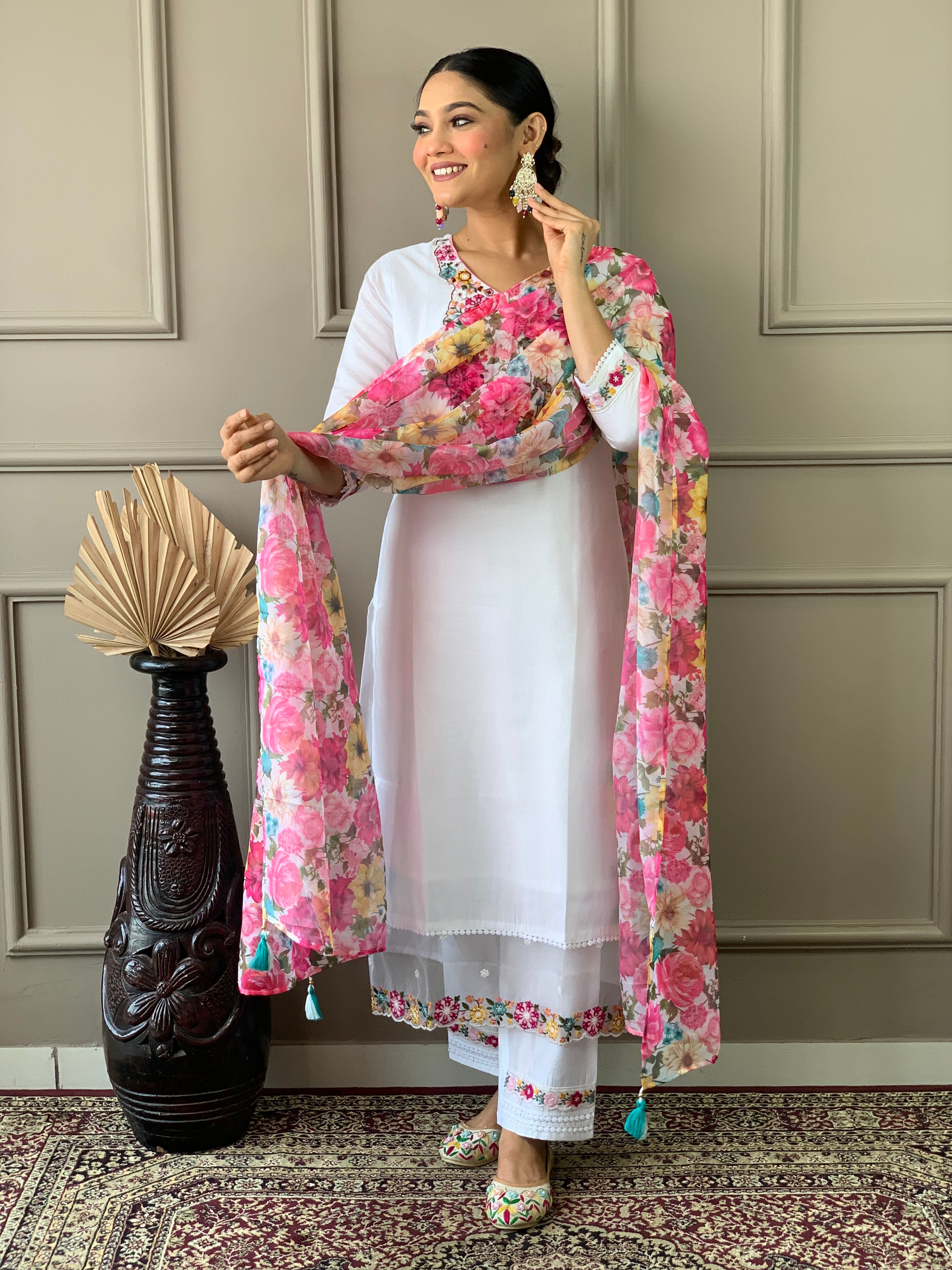 White Chanderi Elegant Kurta Pant Set With Thread Work