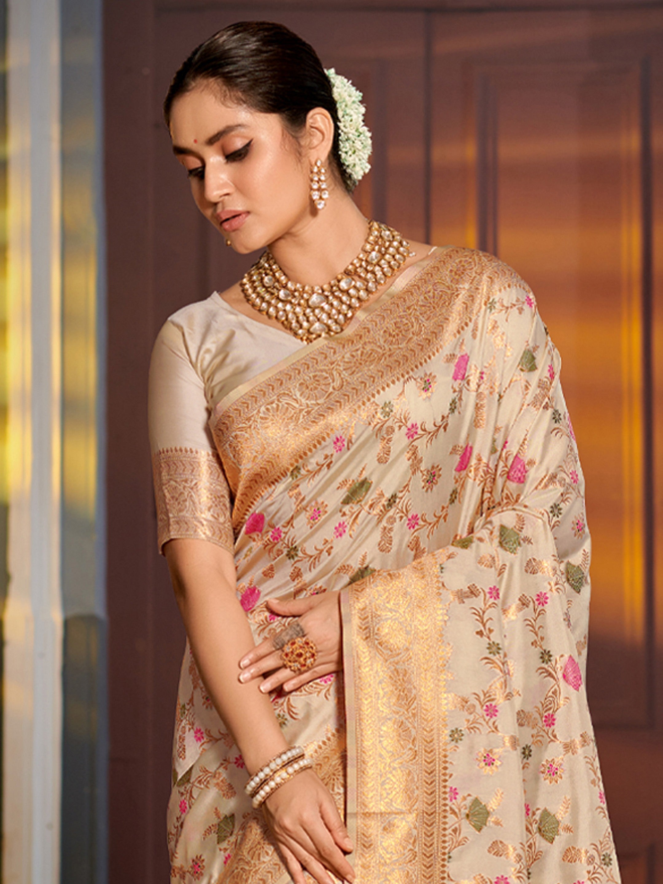 White Woven Jacquard Designer Banarasi Silk Saree For Ethnic Indian Looks