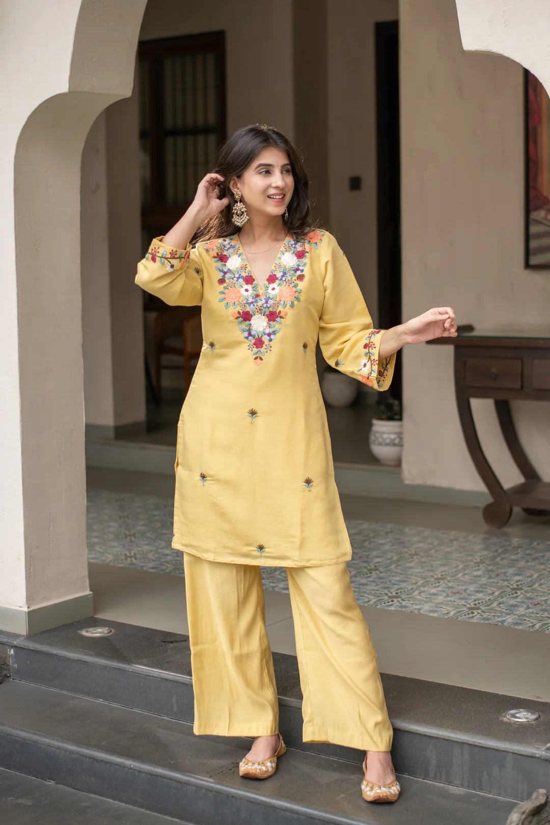 Yellow French Crepe Kurta Pant Set With Heavy Thread Embroidery Work