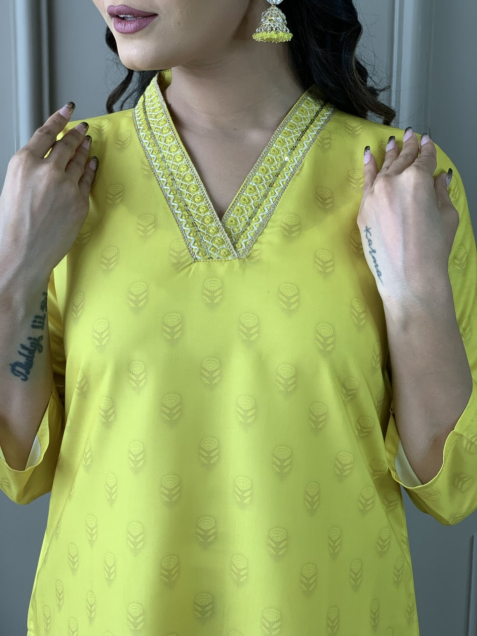 Yellow Rayon Elegant Kurta Pant Set With Print Embroidery Work